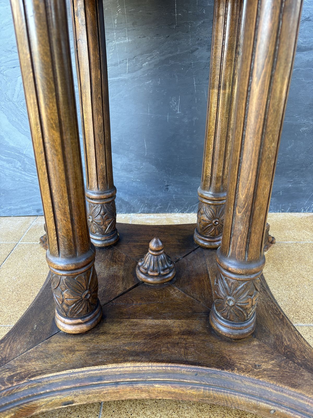 Spanishneoclassical Revival Round Hardwood Table, Early 20th Century photo vinterior