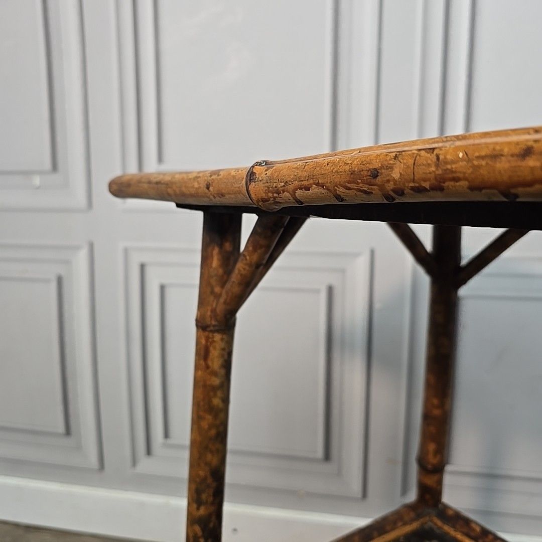 photo vintage Antique Tiger Bamboo Table Occasional Aesthetic Japanned Victorian Painted