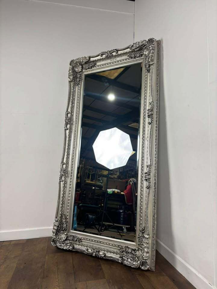 photo vinterior Large Gallery Reproduction Rectangular Bevel Edged Lean Mirror