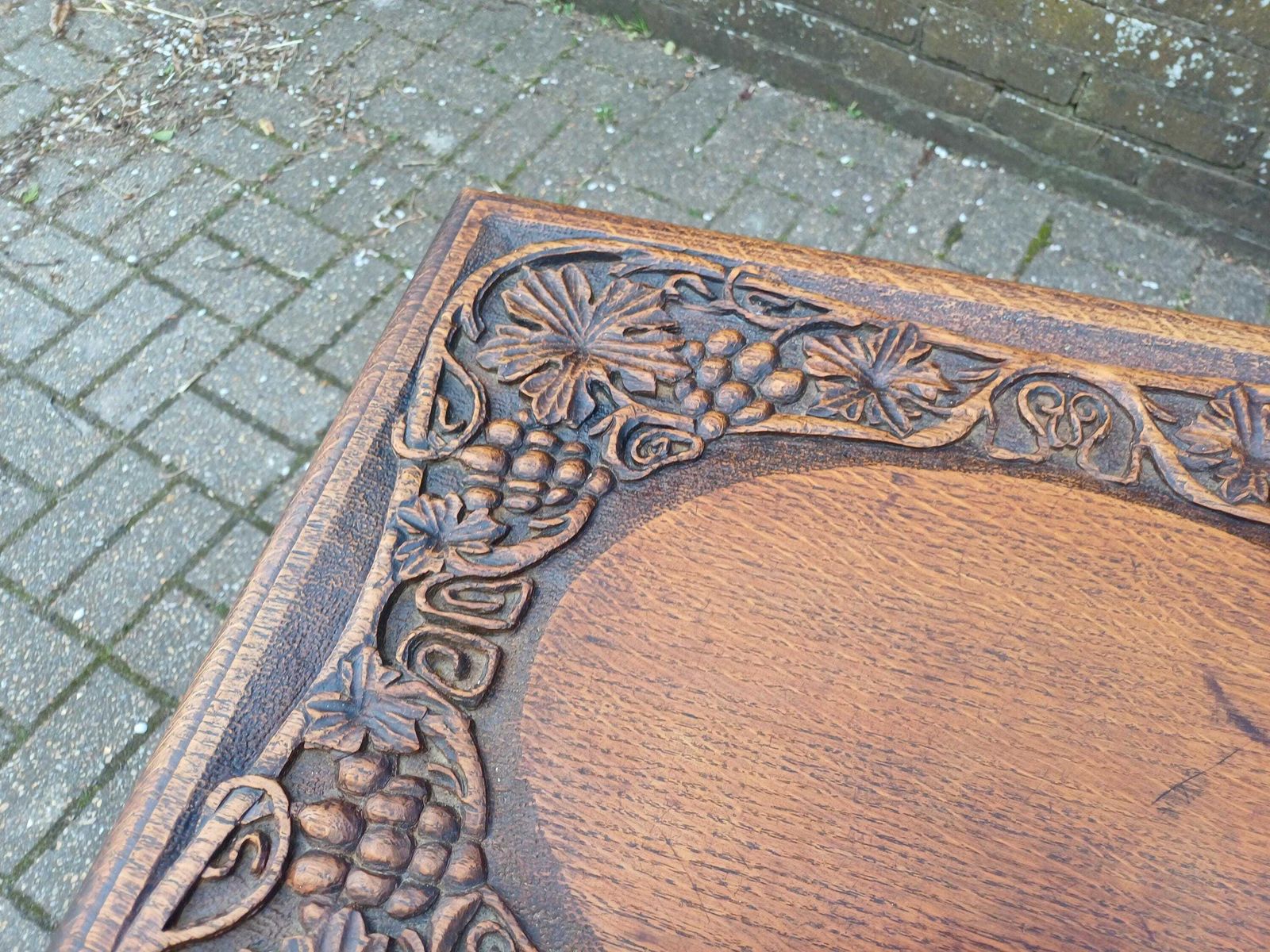 photo vinterior Antique Arts And Crafts Oak Side Table Vintage Hand Carved Floral Oak Occasional Table Early 20th Century