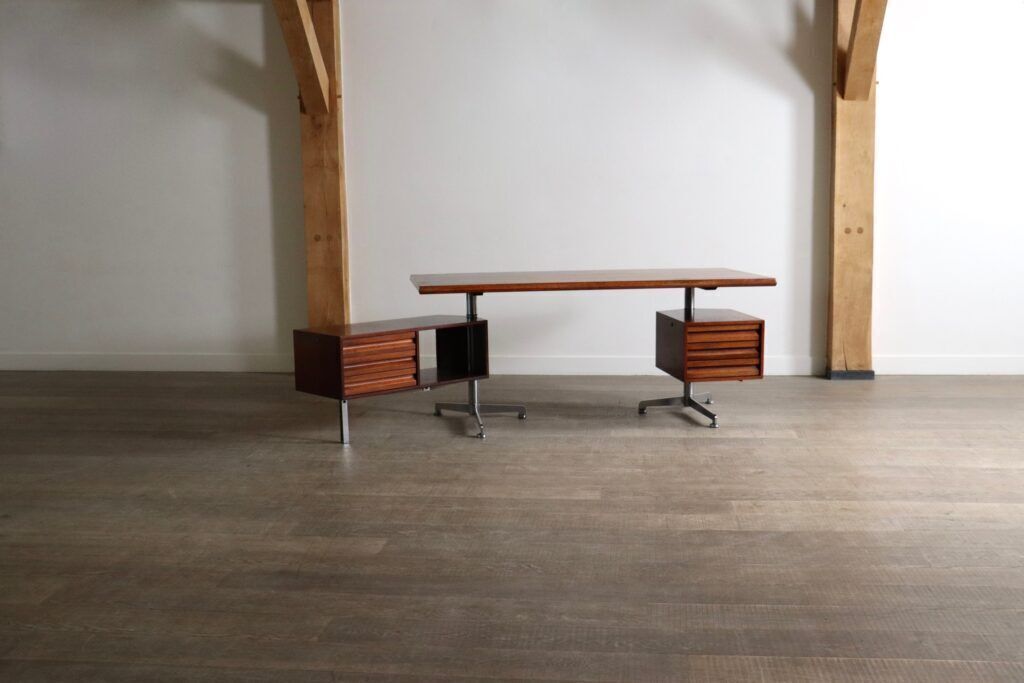 Desk By Osvaldo Borsani T95 For Tecno, Italy 1956 photo furniture