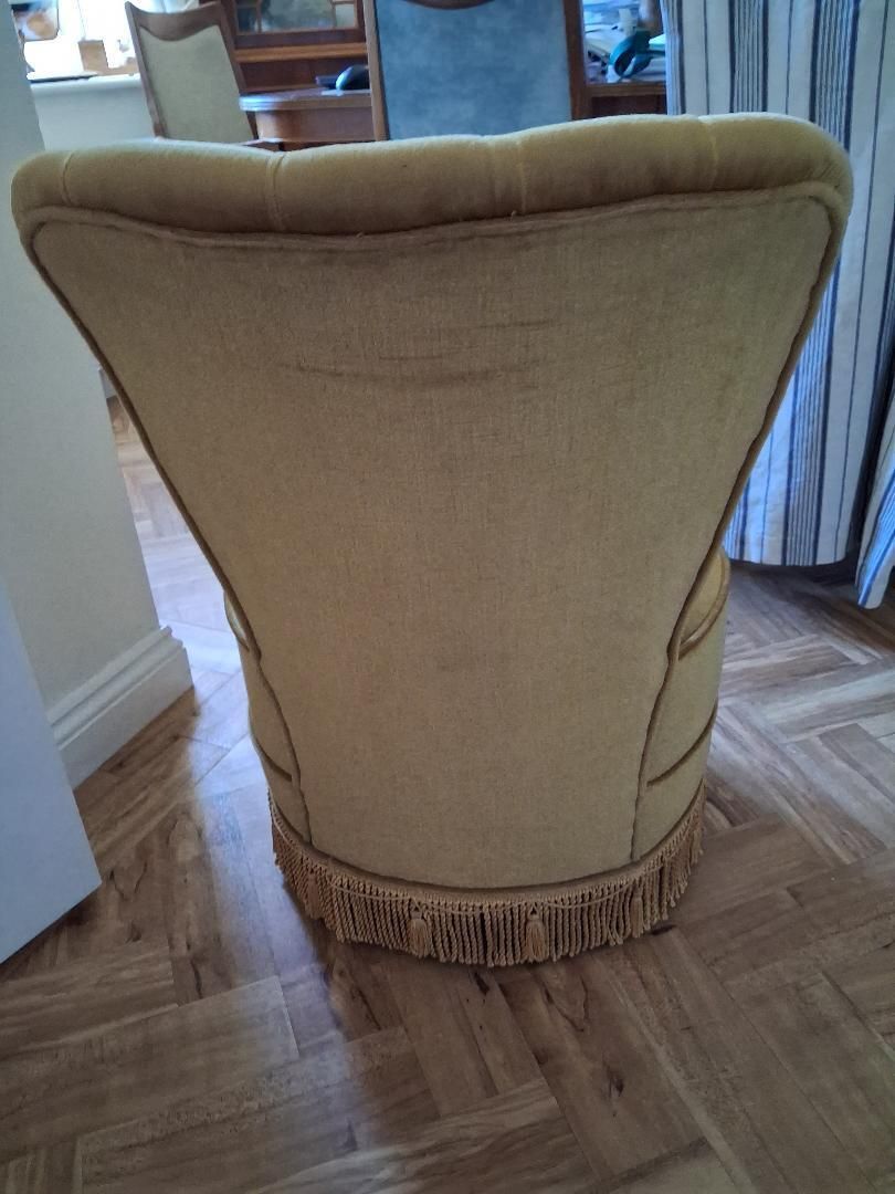 Vintage Gold Dralon Mid Century Buttoned Back Fringed Boudoir Cocktail Chair photo vinterior