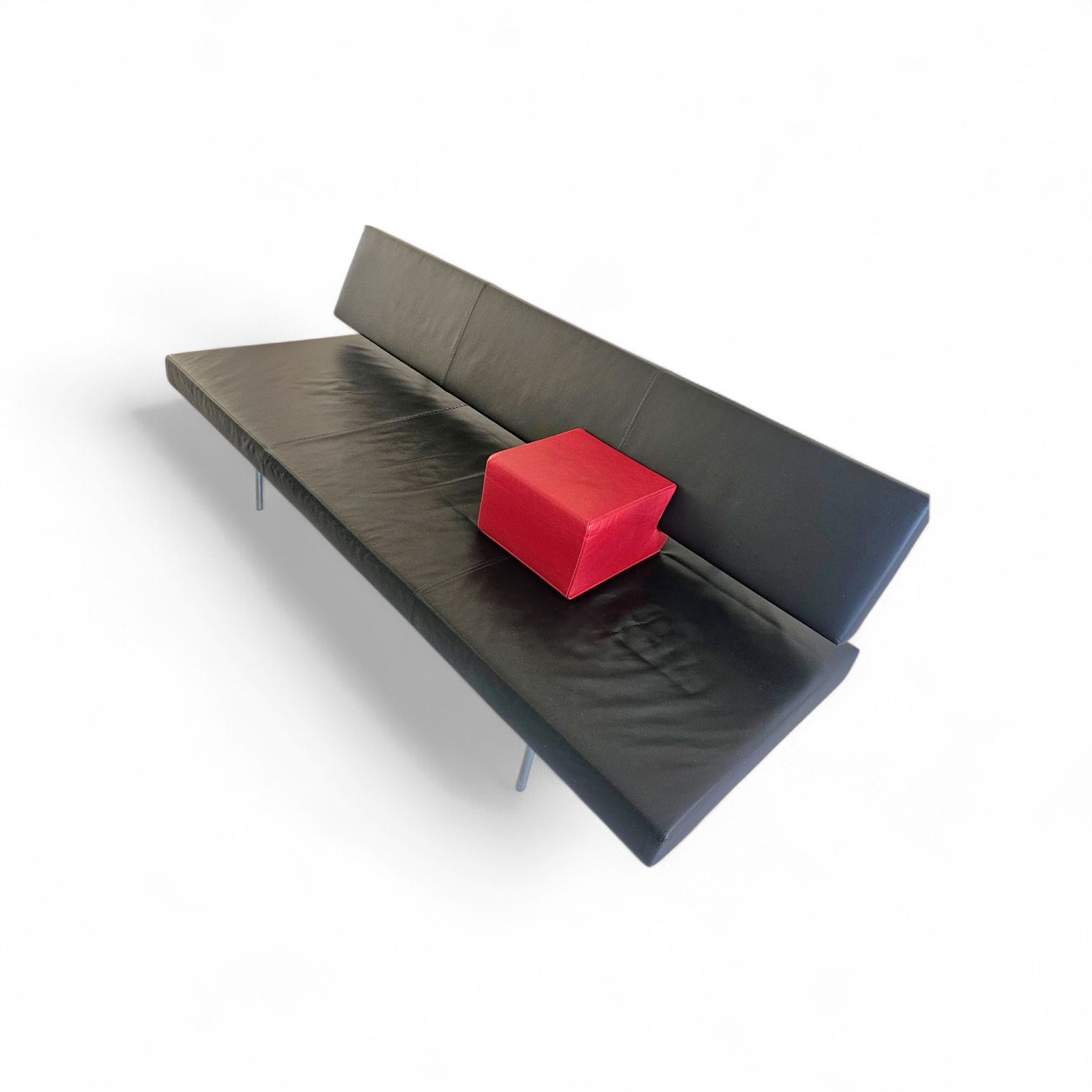 Martin Visser Br 02.7 / Sofa Bed / ‘T Spectrum / 1980s / Black Leather / Red Cushion photo vinterior