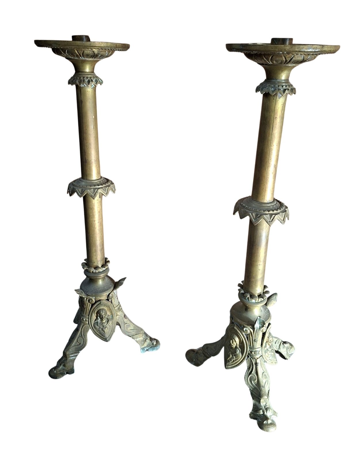 Coppia Candelabri D'altare Antichi In Bronzo Stile Neogotico H 60 Cm photo furniture
