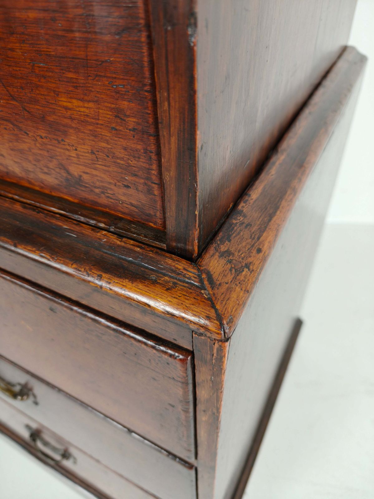 photo furniture George III Country Tallboy / Chest On Chest
