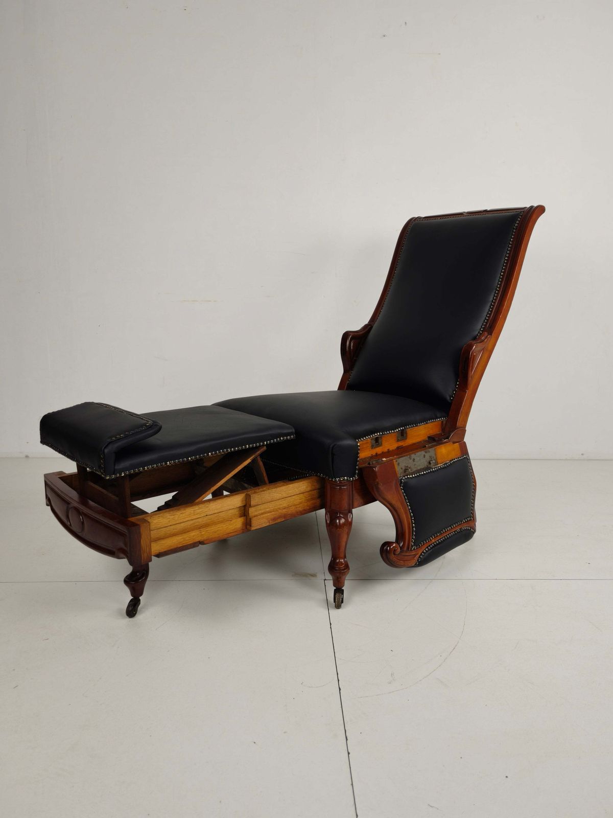 19th Century Antique Library Chair By Horrix – Black Leather photo Furniture