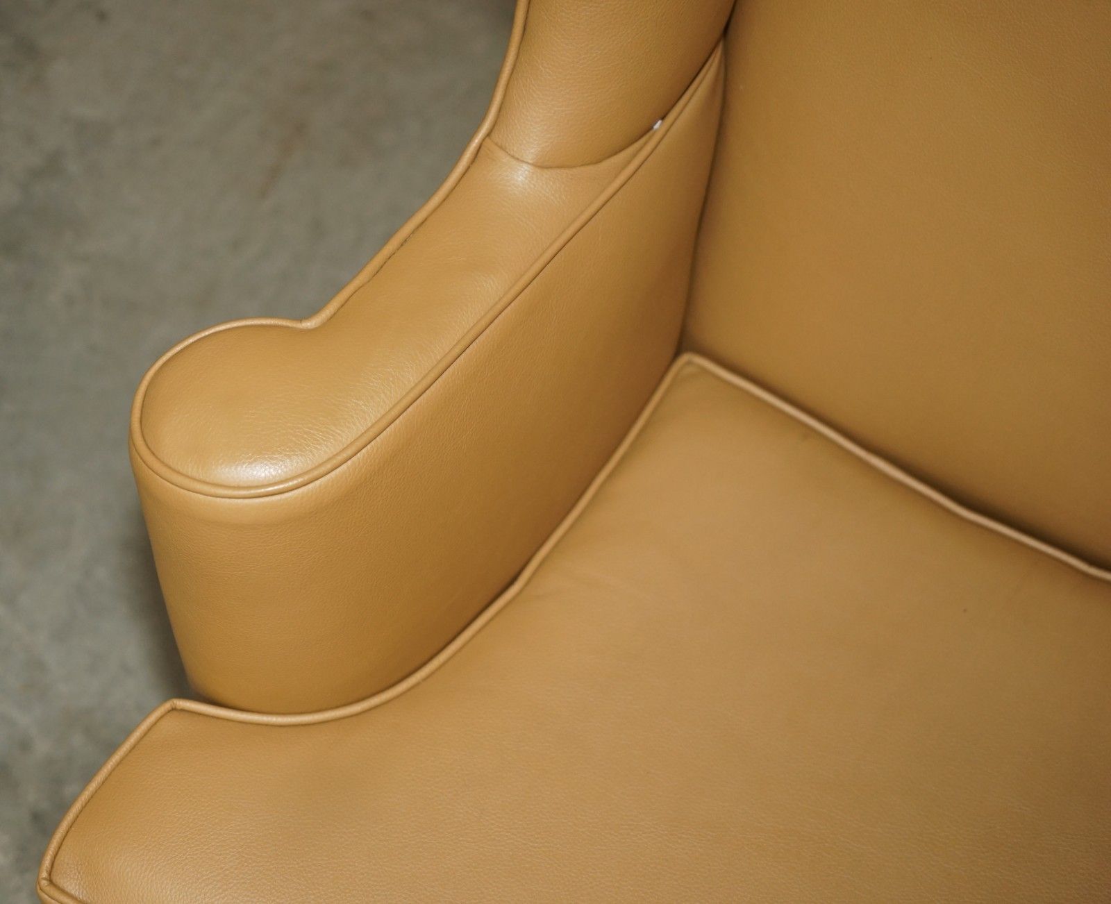 photo furniture Fine Pair Of Original Colonial Williamsburg 4 Cw XX Stamped Wingback Armchairs