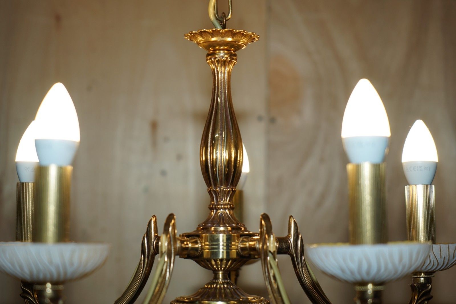 Lovely Reccagni Made In Italy Brass & Frosted Glass Five Candle Light Chandelier photo for sale