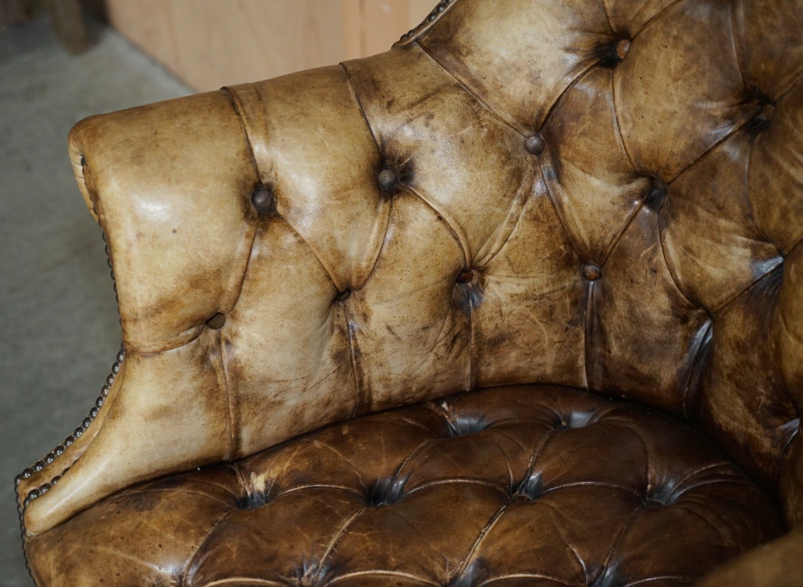 Antique Heritage Aniline Brown Leather Chesterfield Directors Captains Armchair photo vintage
