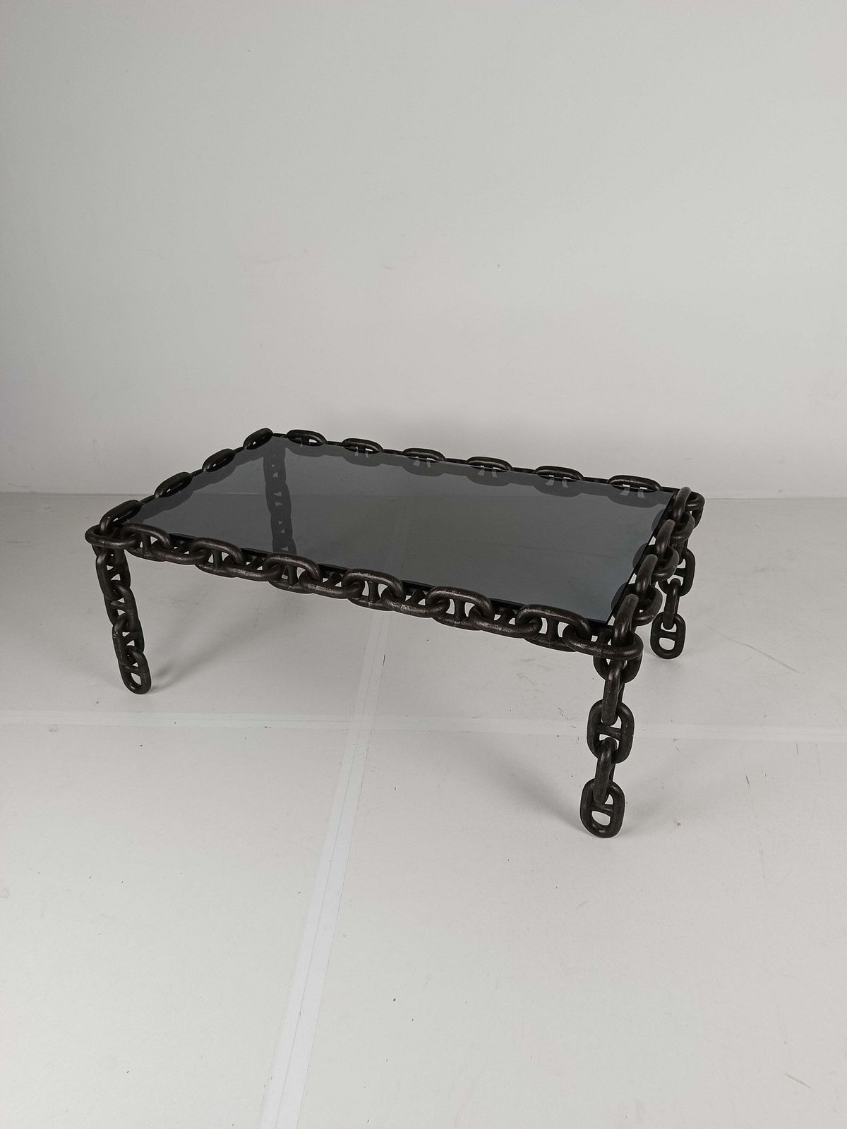 Vintage Brutalist Black Iron Chain Link Coffee Table With Original Smoked Glass, 70s photo furniture