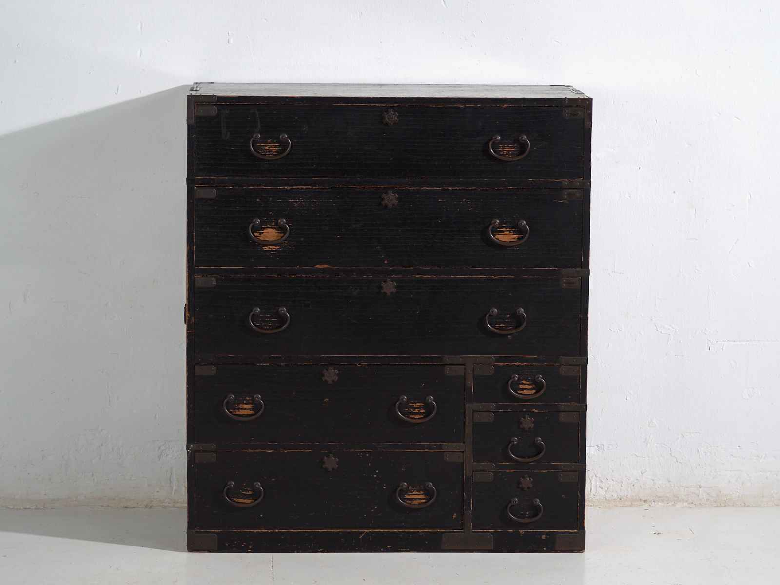 Antique Japanese Isho Dansu Chest In Paulownia – Late Meiji / Taishō Period – C.1890 1920 photo 2083.0