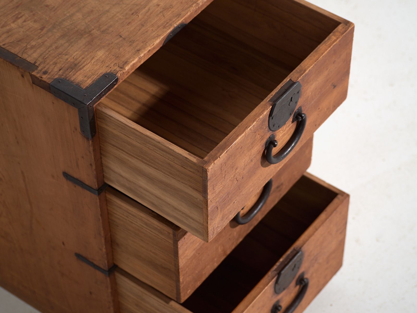 Antique Japanese Three Drawer Tansu – Meiji Period (C.1890–1926) photo furniture