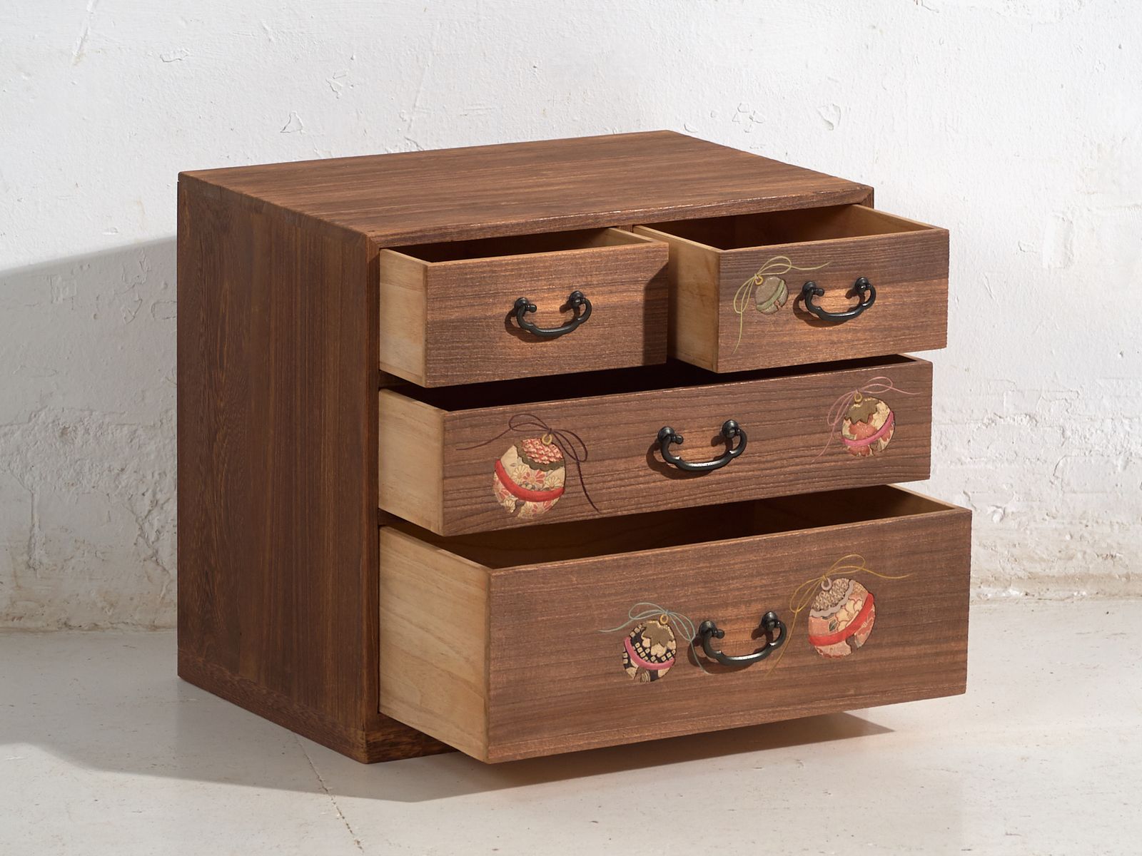 Japanese Paulownia Drawer Cabinet – Showa Period (C.1950–1979) photo for sale