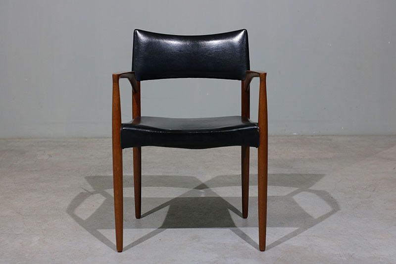 E. Larsen & Ab Madsen Armchair In Teak. photo furniture