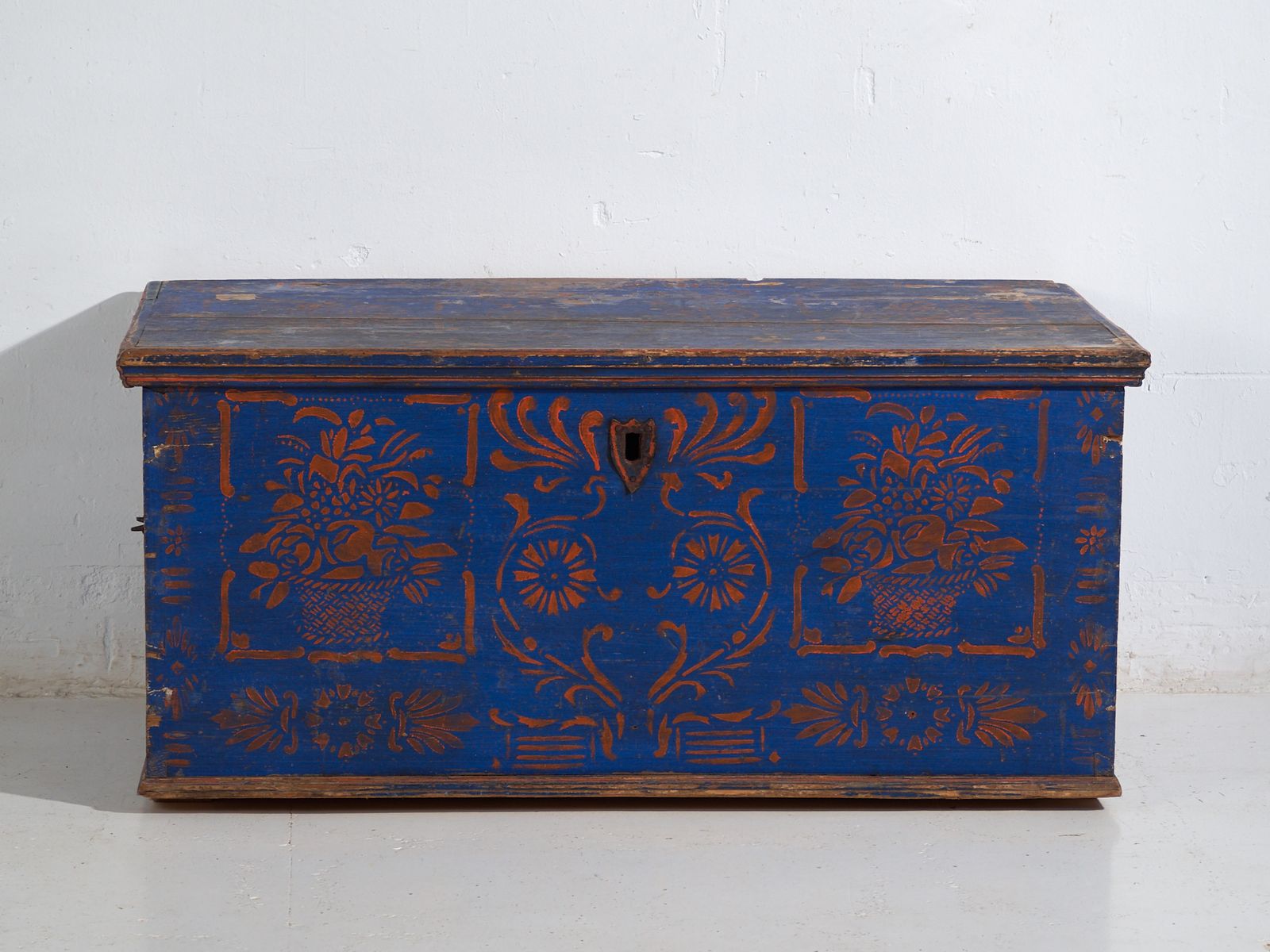 Antique Blue Painted Wooden Chest – Folk Art Blanket Chest – Central Europe C.1900 photo 787.0