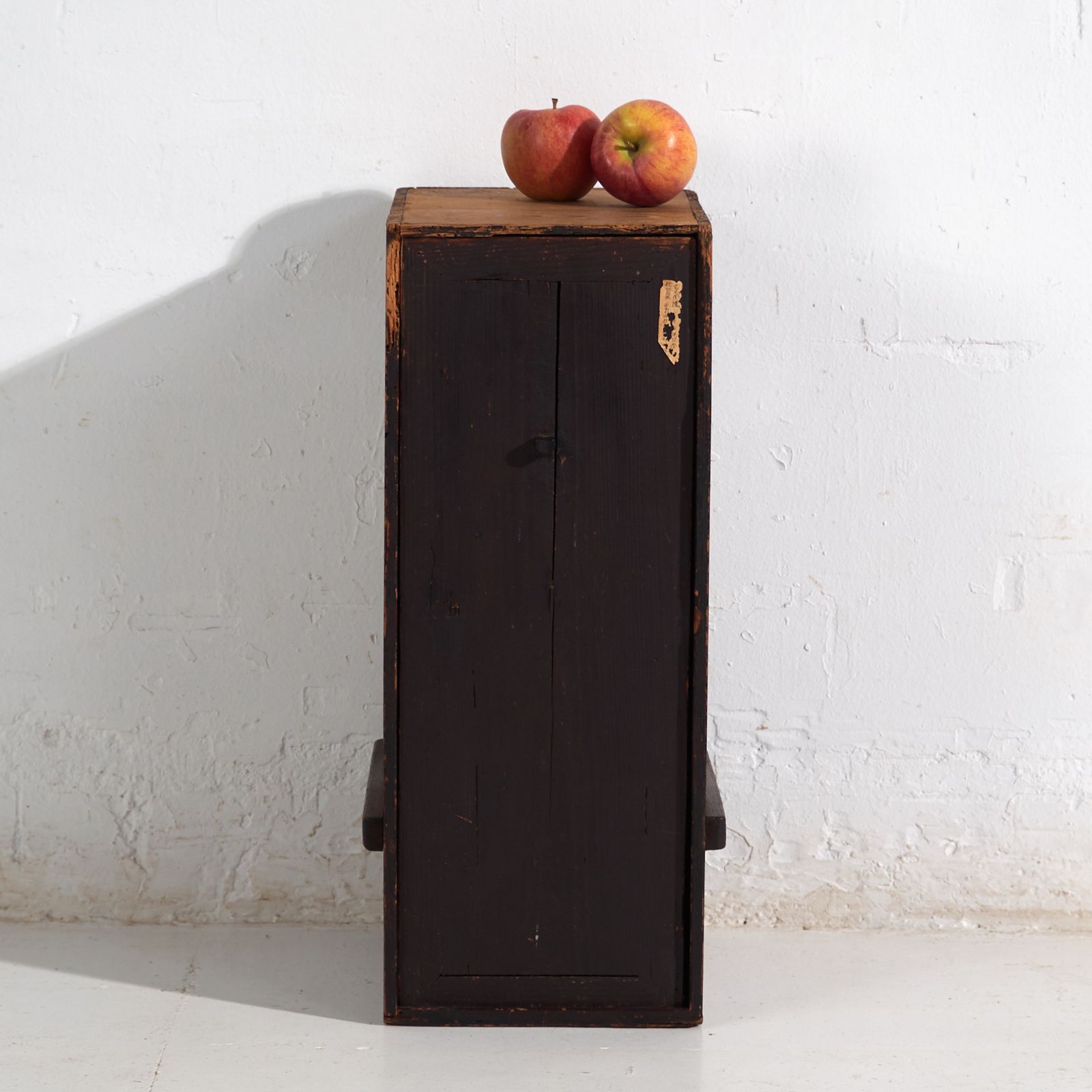 Antique Japanese Merchant Storage Cabinet – Late Meiji / Early Taishō Period (C.1890–1926)