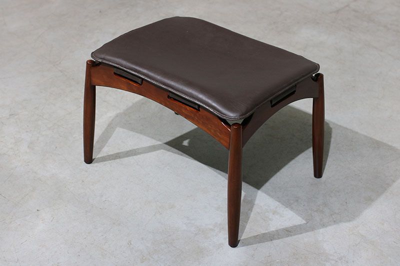 photo vinterior Armchair + Footrest With Brazilian Design