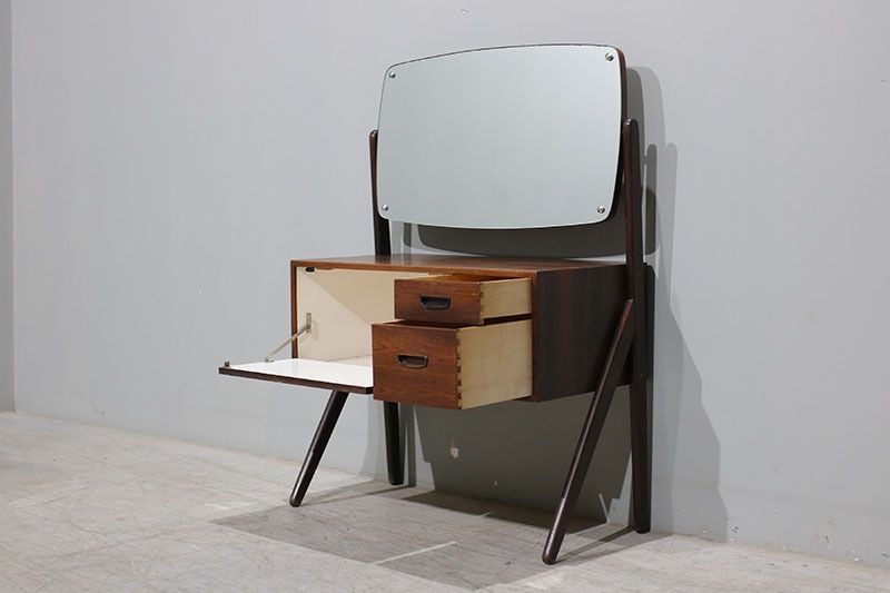 Orum Furniture Dressing Table In Rosewood. photo vinterior