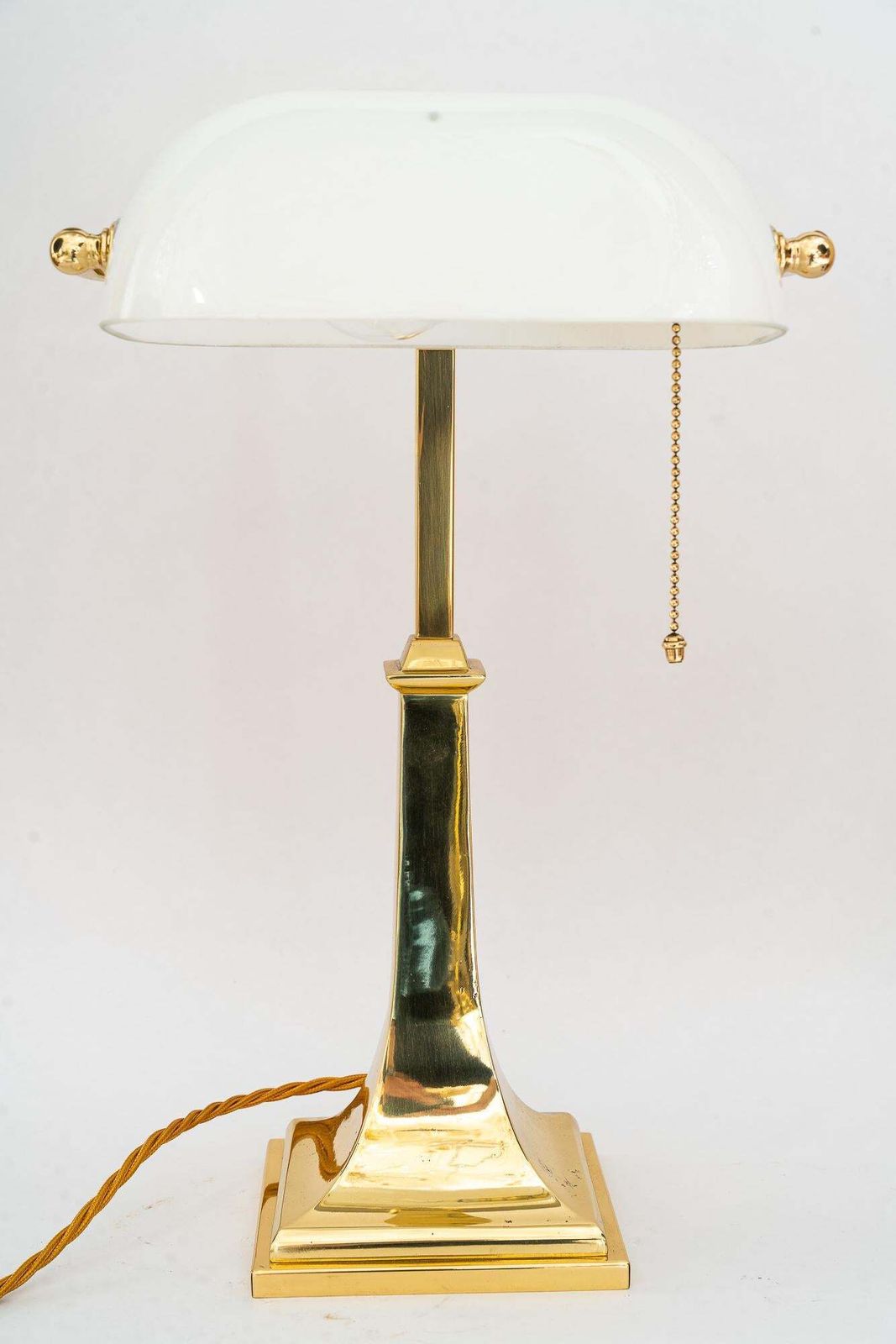 Art Deco Banker Lamp With Original Glass Shade Around 1920s photo vinterior