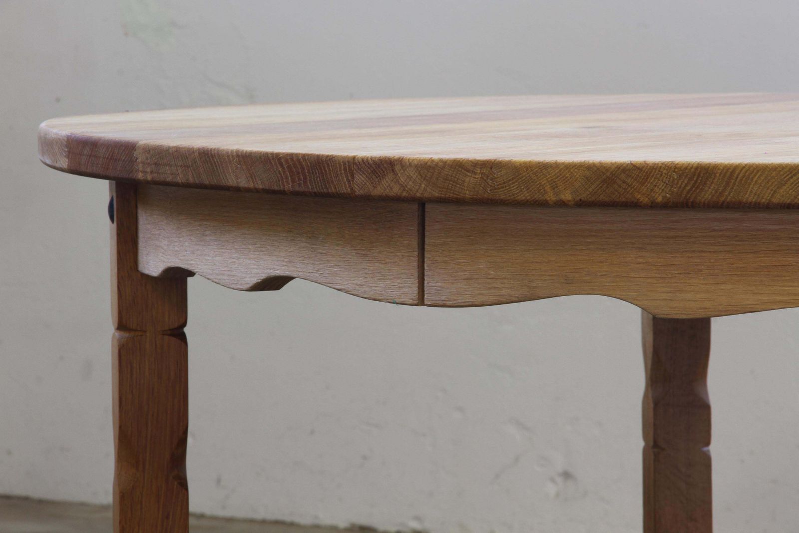 1960s Vintage Brutalist Danish Extending Oak Dining Table Style Henning Kjærnulf photo vinterior