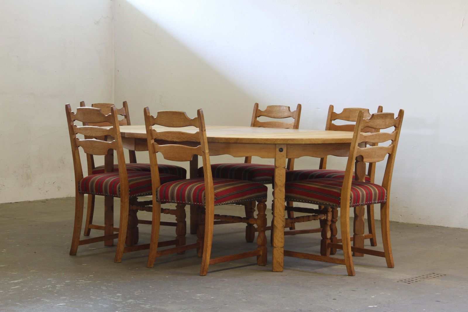 photo for sale 1960s Vintage Brutalist Danish Extending Oak Dining Table Style Henning Kjærnulf