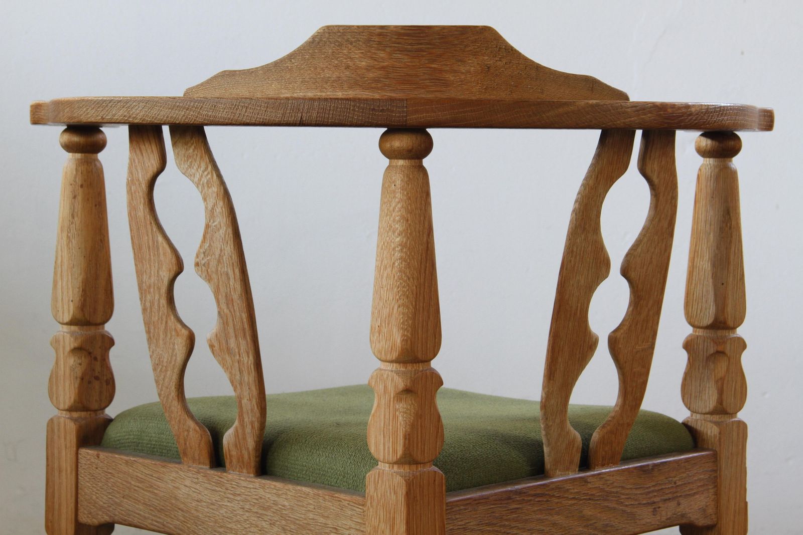 Vintage Danish 1960s Henning Kjærnulf Oak Corner Chair, Razorblade Back Splats photo for sale