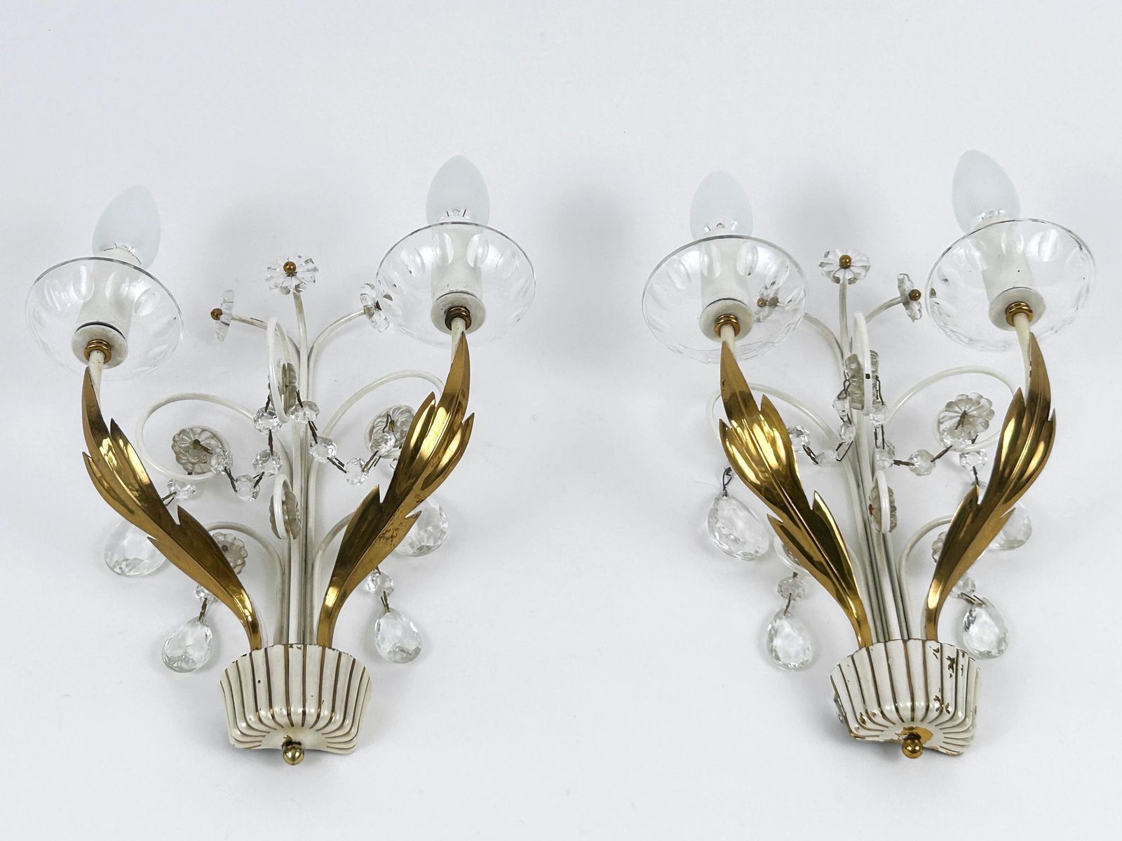 Set Of Two Elegant Brass & Glass Sconces By Vereinigte Werkstätten 1960s photo Lighting