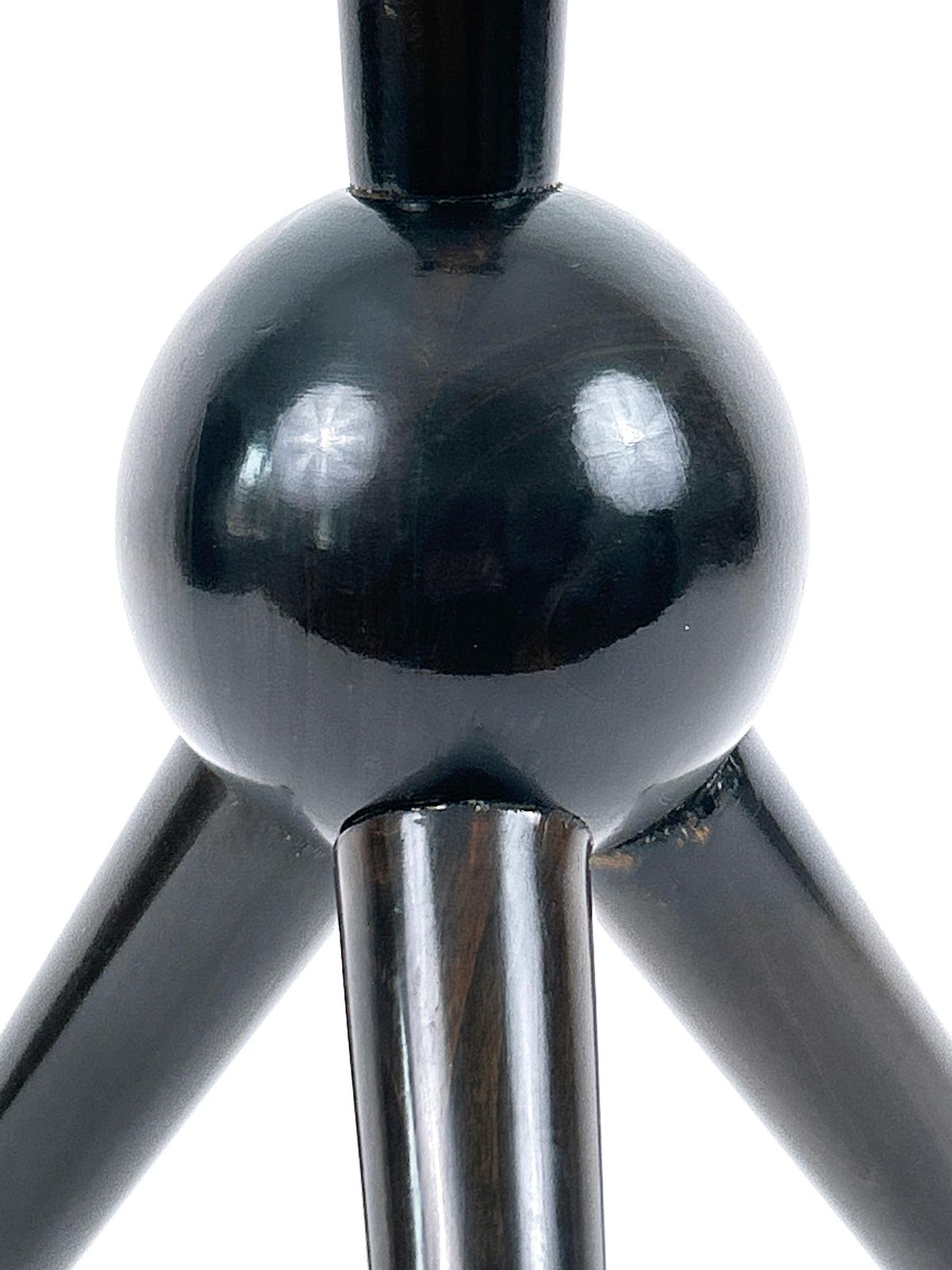 photo vintage Elegant Mid Century Modern Tripod Side Table By Cesare Lacca Italy 1950s