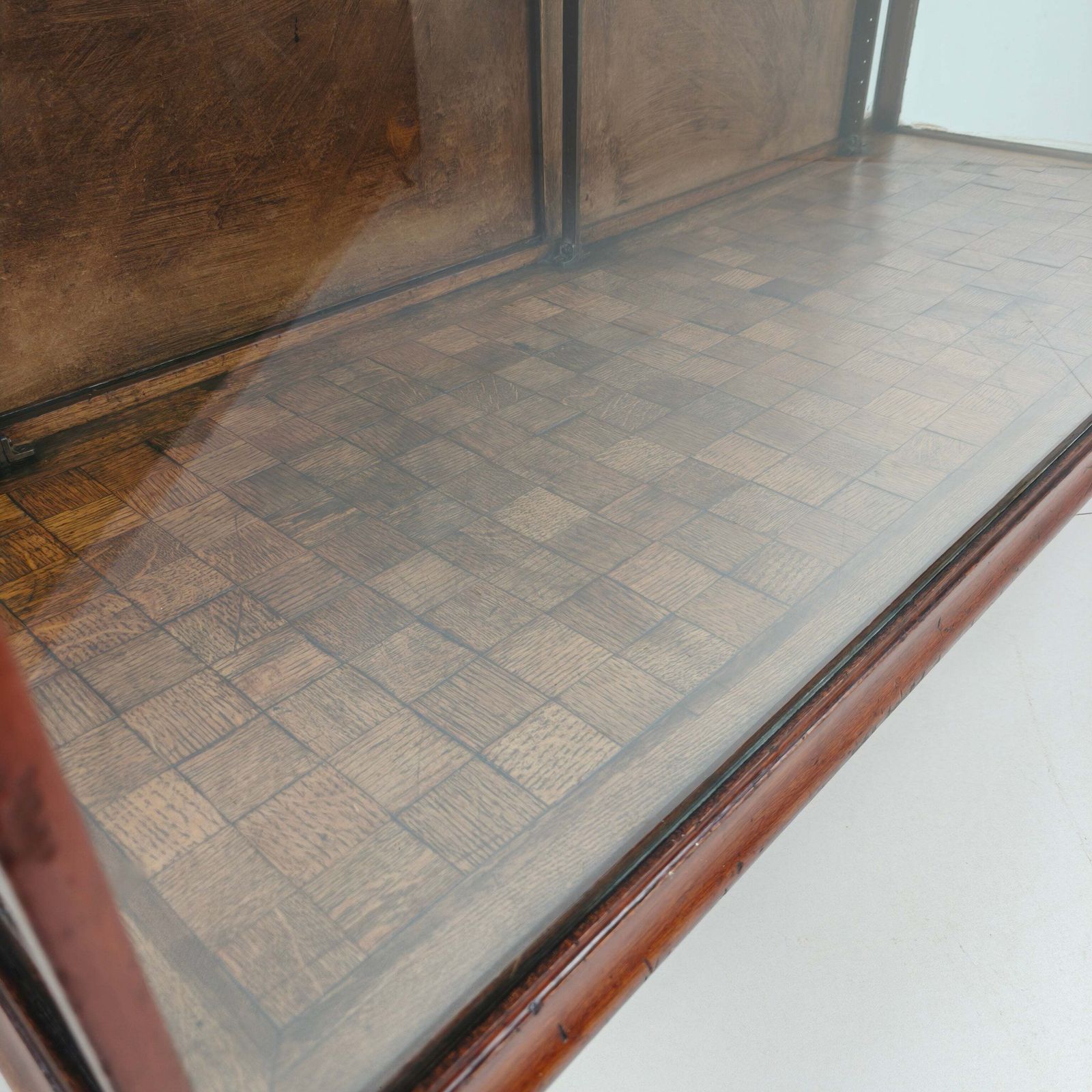 English Shop Display / Shop Counter (1910–1920) photo vinterior
