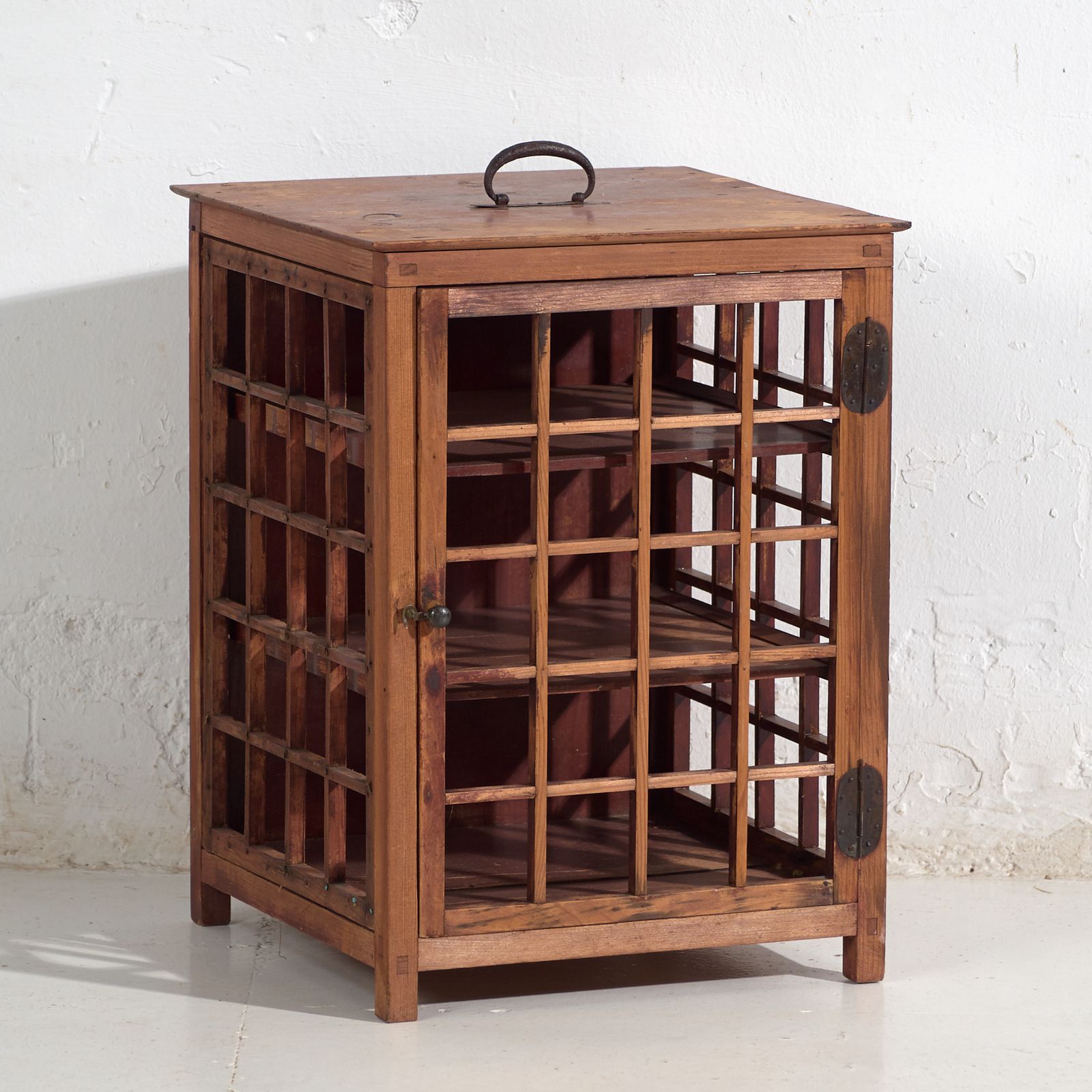 Small Antique Japanese Cabinet – Taisho To Early Showa Period – (C.1910 1940)