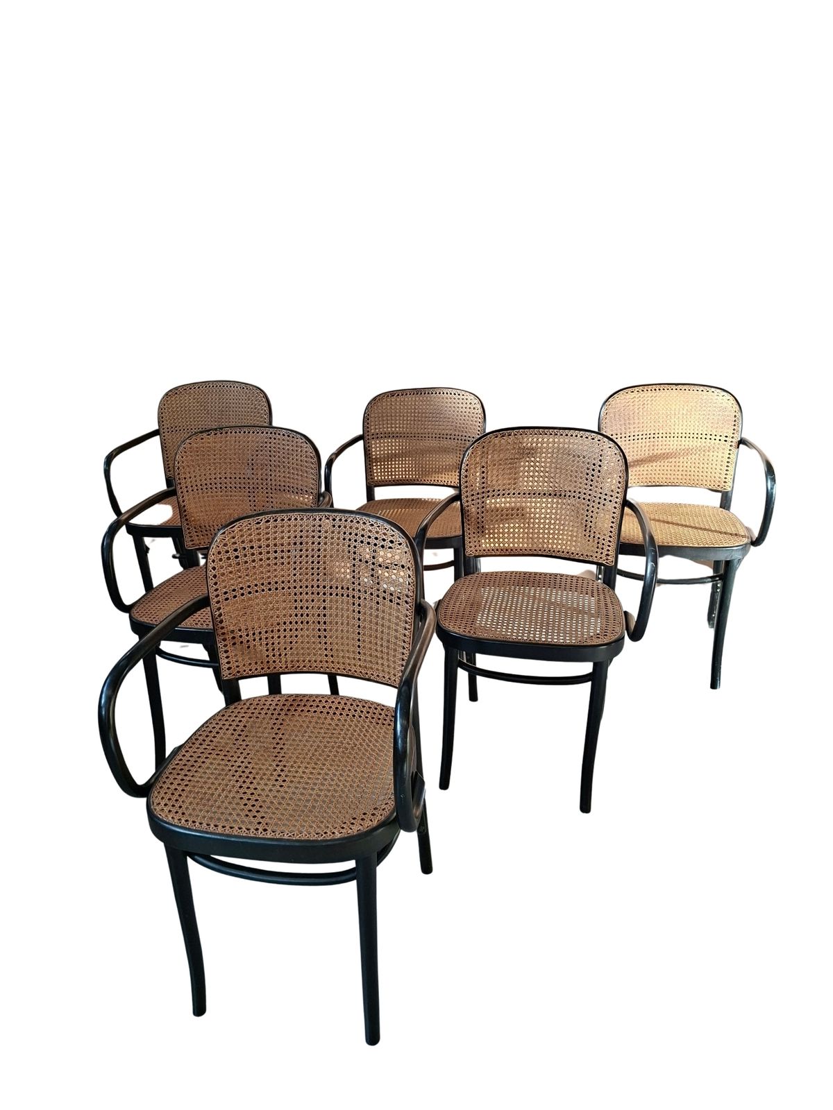 Poltroncina Modello 811 "Prague" Design Ispirazione Thonet (Anni '90) photo Furniture