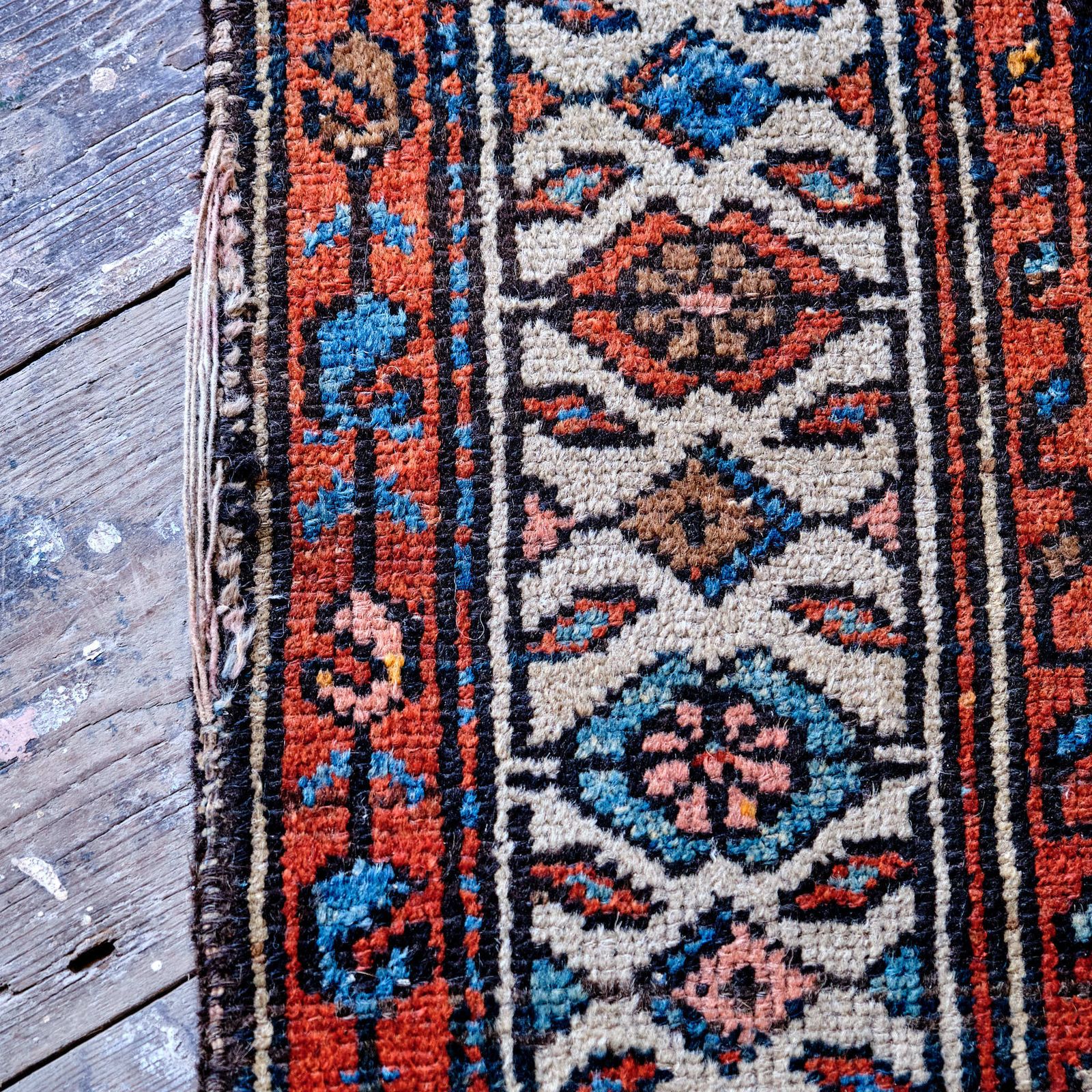 Early 20th Century Hand Knotted Rug photo Textiles