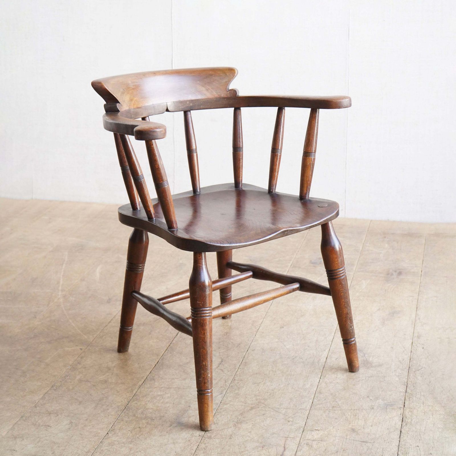 1900's Elm Carver, 1900s, Antique