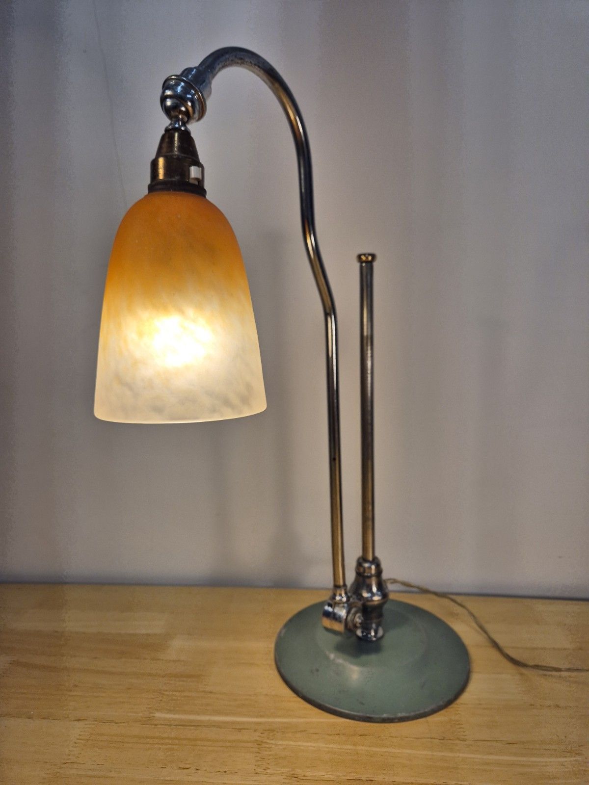 Original 1920s Supreme Adapt O Lite Table Lamp With Period Thomas Schneider Glass Shade
