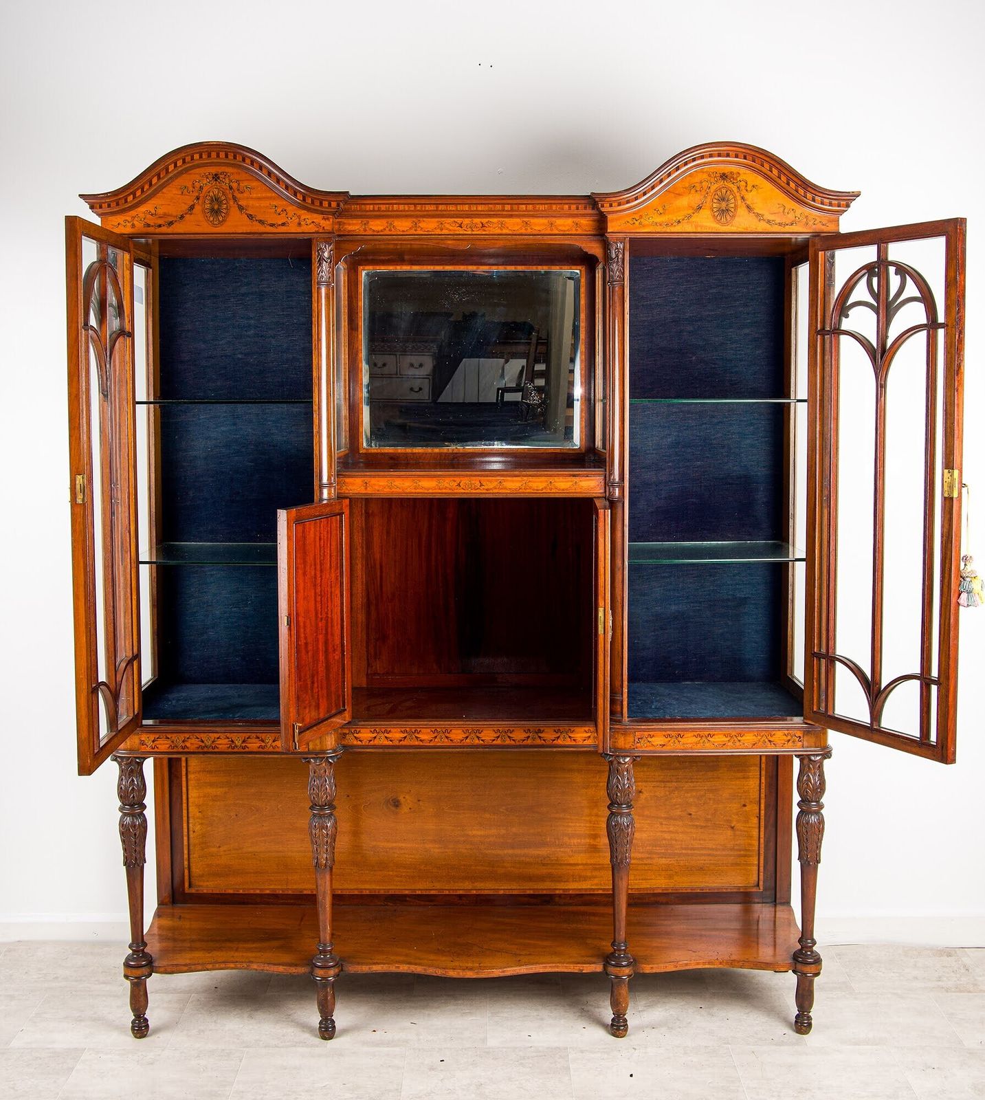 Victorian Mahogany Satinwood Inlaid Breakfront Display Cabinet Glazed Vitrine C.1890 photo vinterior