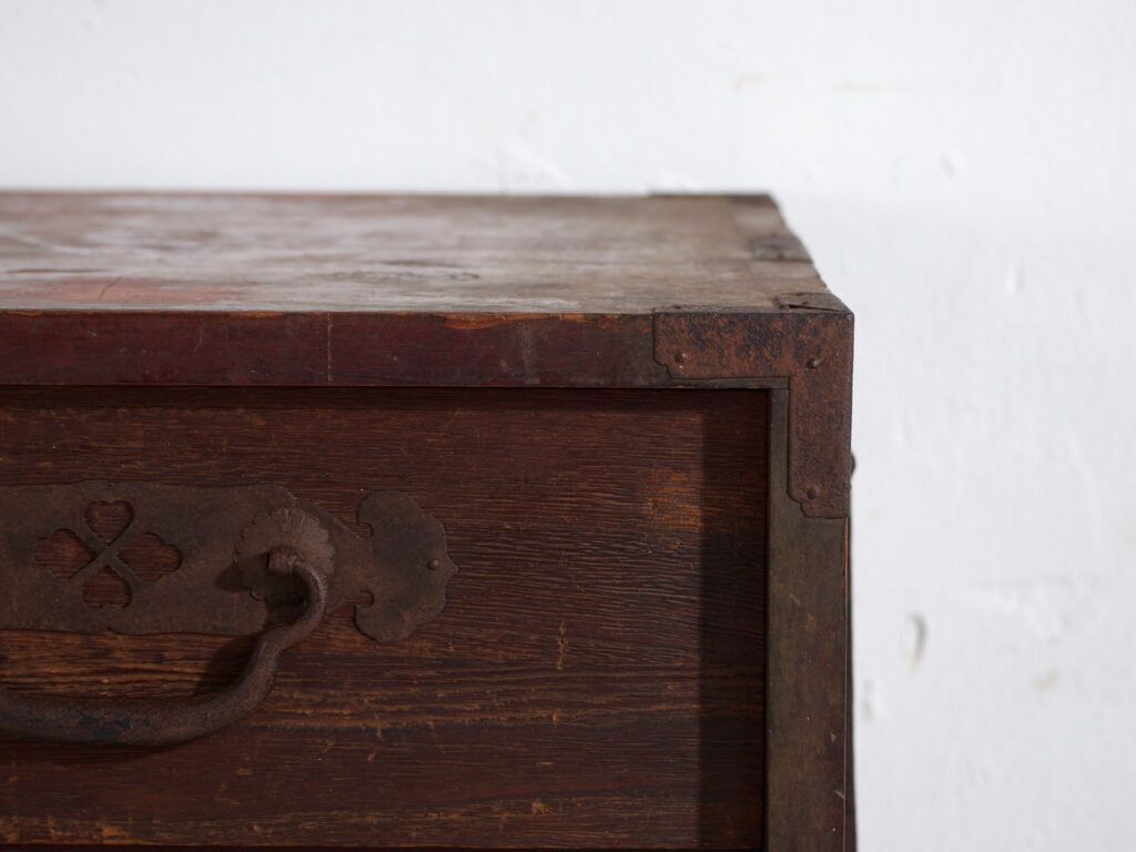 Antique Japanese Merchant Chest (Choba Dansu) In Keyaki Wood – Meiji–Taisho Period (C.1880–1920) photo vinterior
