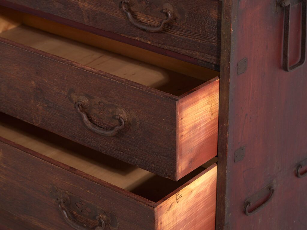 Furniture Antique Japanese Merchant Chest (Choba Dansu) In Keyaki Wood – Meiji–Taisho Period (C.1880–1920) photo