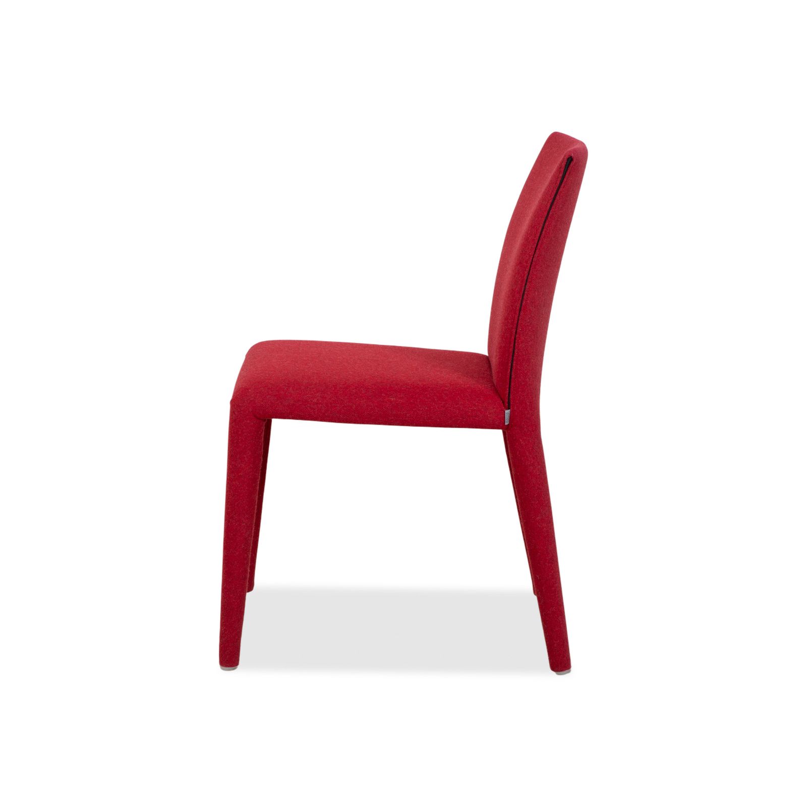 Mobilier Ensemble de 6 chaises B&B Italia Vol Au Vent en tissu, rouge bordeaux, salle à manger photo