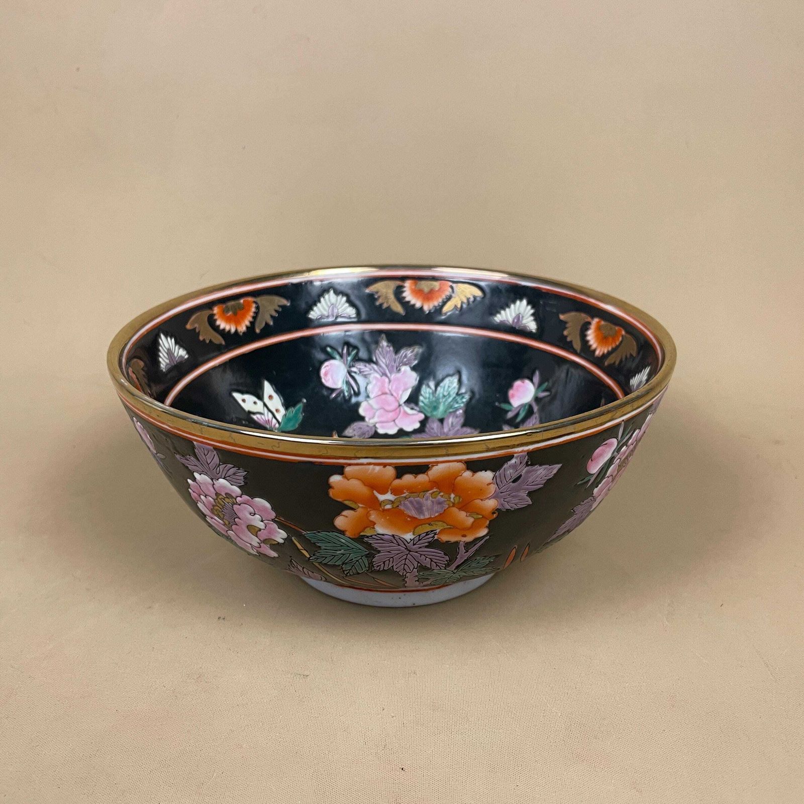 Oriental Ceramic Hand Painted Floral Bowl Plate Japanese Decorative Asian Round Porcelain Black Pink 20cm Hand Painted Display Antique photo furniture