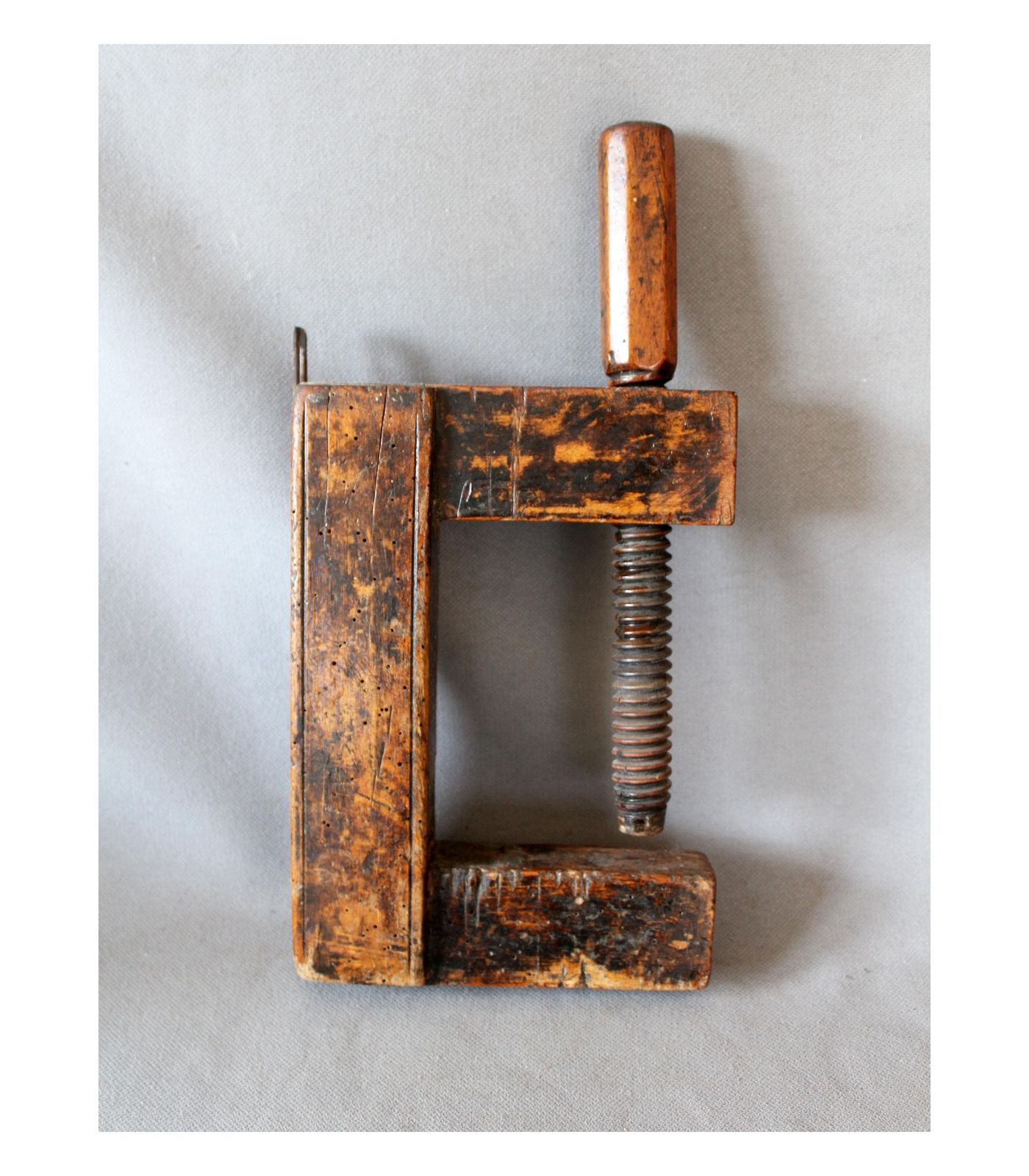 Antique Large Wood Screw Clamp, Woodworking Hand Tool, Carpenter Tool, Farmhouse Decor, Country Farmhouse, Collector, Industrial