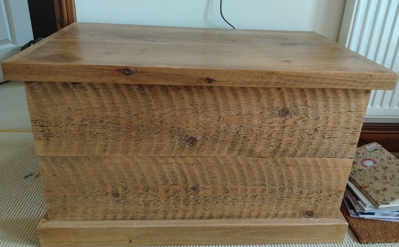 Rustic Handmade Pallet Wooden Blanket  Hinged Top Storage Aged Chest