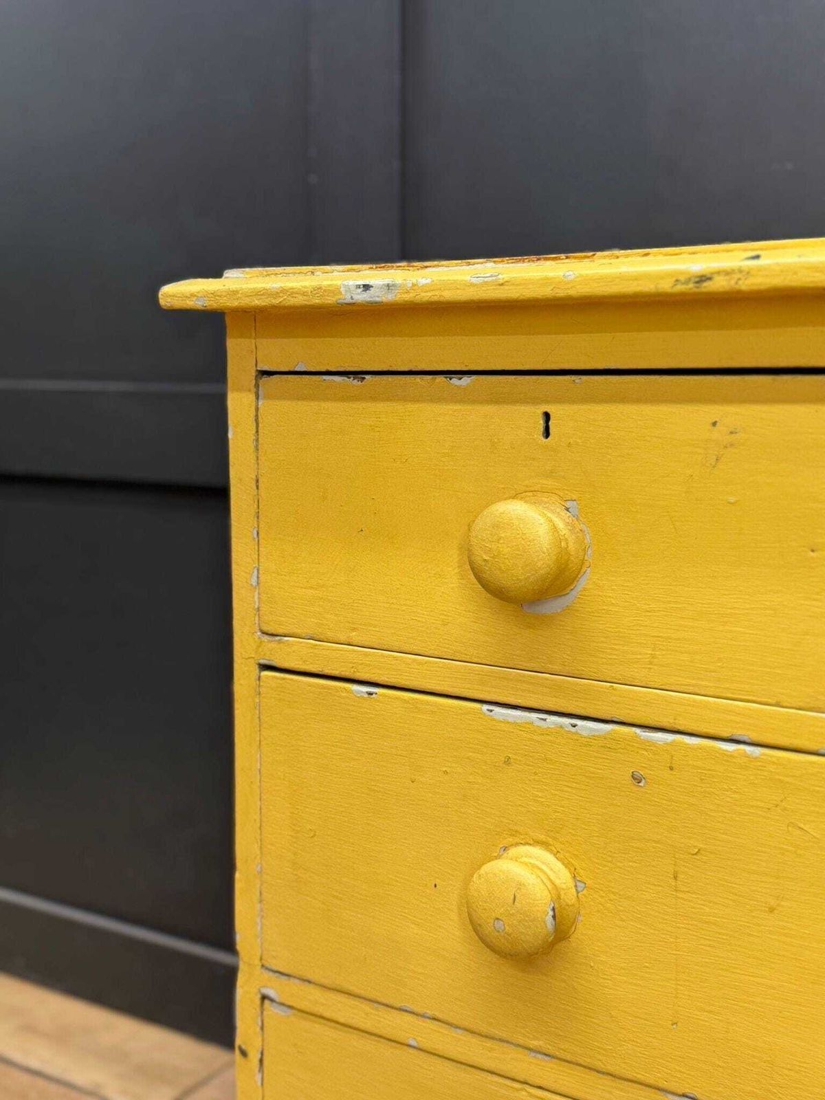 Antique Yellow Pine Chest Of Drawers – Farmhouse Bedroom Storage  Sink Stand photo Furniture