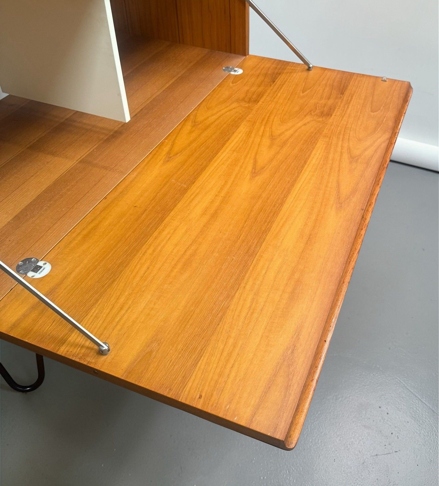 Teak Beaver And Tapley Media Unit Cupboard Cabinet Mid Century Hair Pin Legs photo buy
