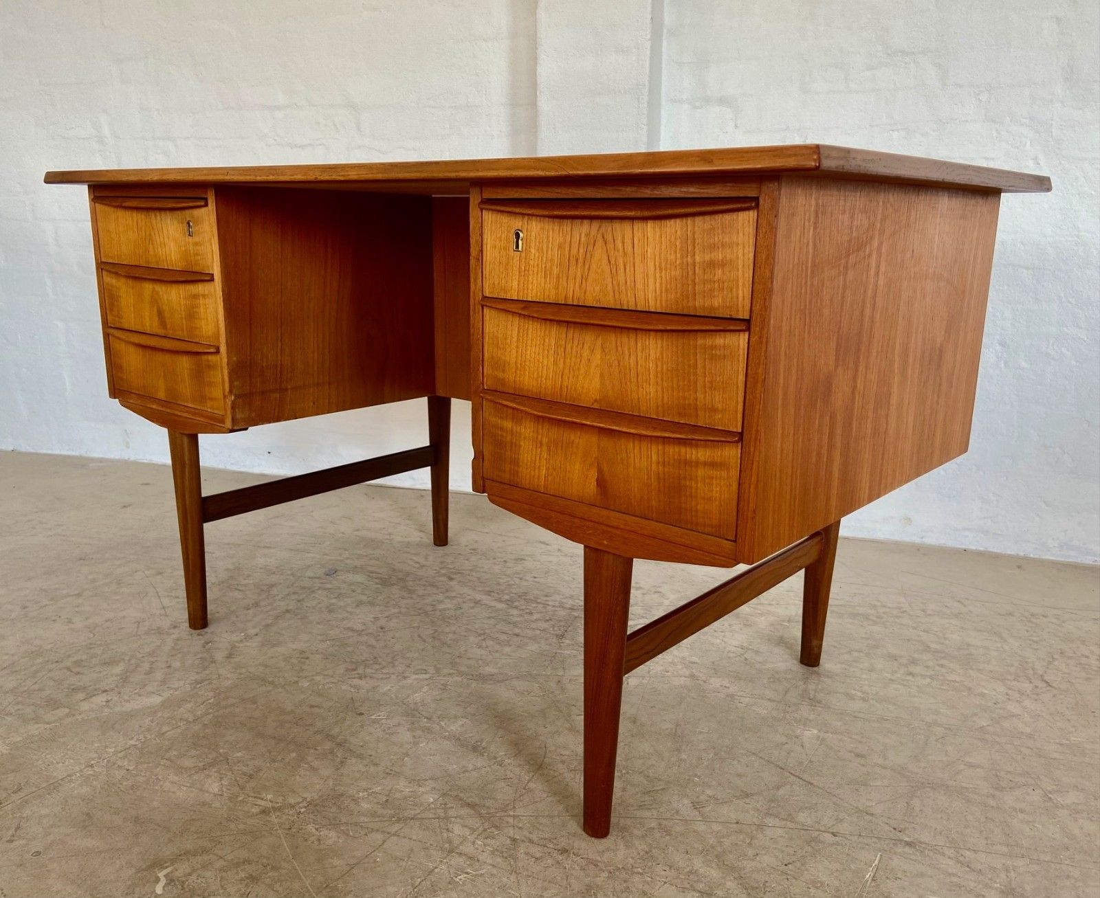 1295.0 Vintage Retro Danish Mid Century Teak Desk  1960s photo