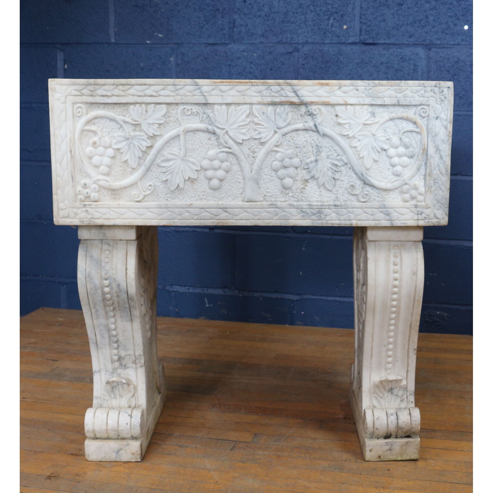 An Impressive Early C20th Carved Marble Planter On Carved Marble Pedestals