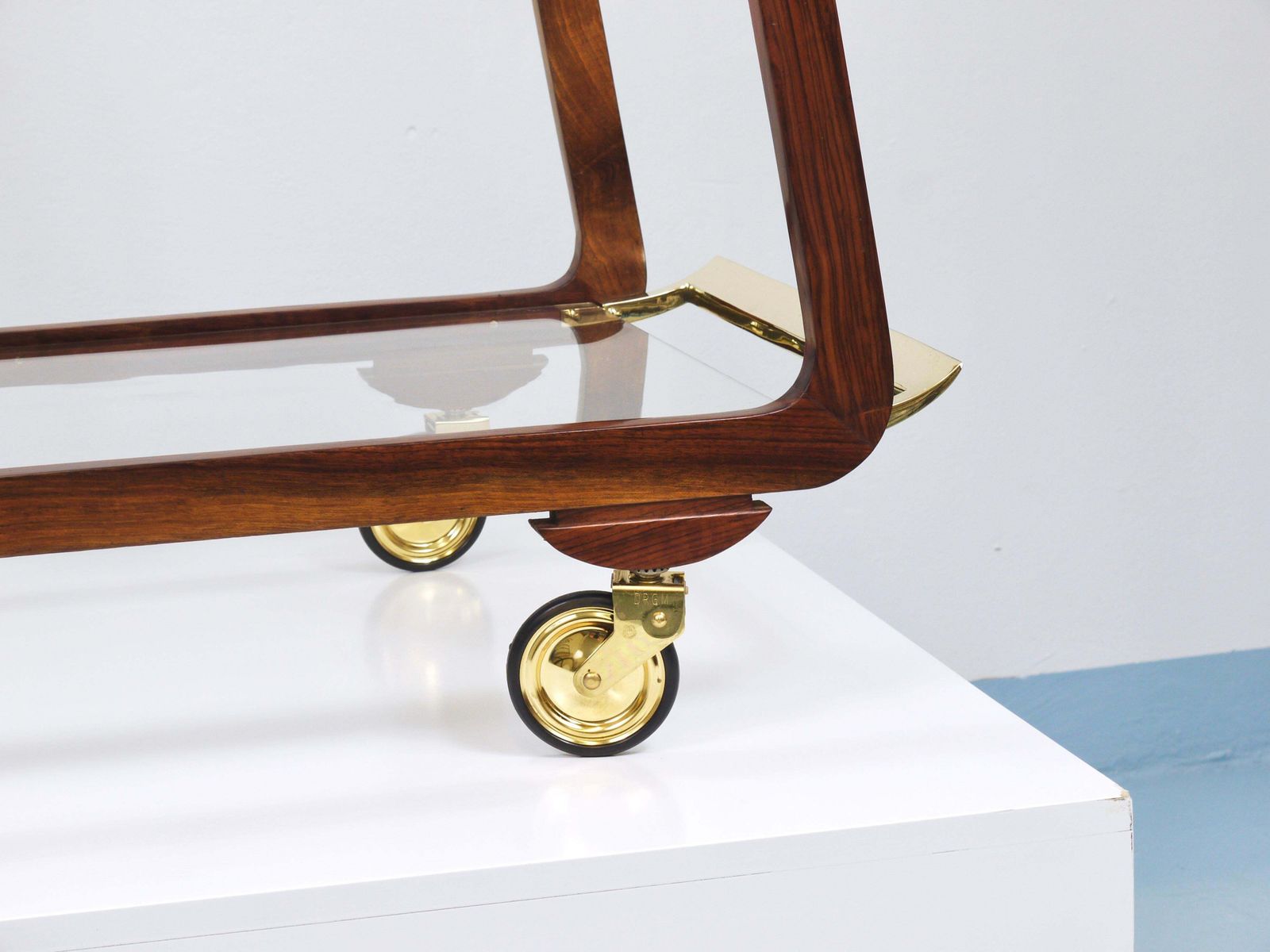 Mid Century Walnut Brass Bar Cart Serving Trolley, 1950s, Oswald Haerdtl Attr. photo vintage