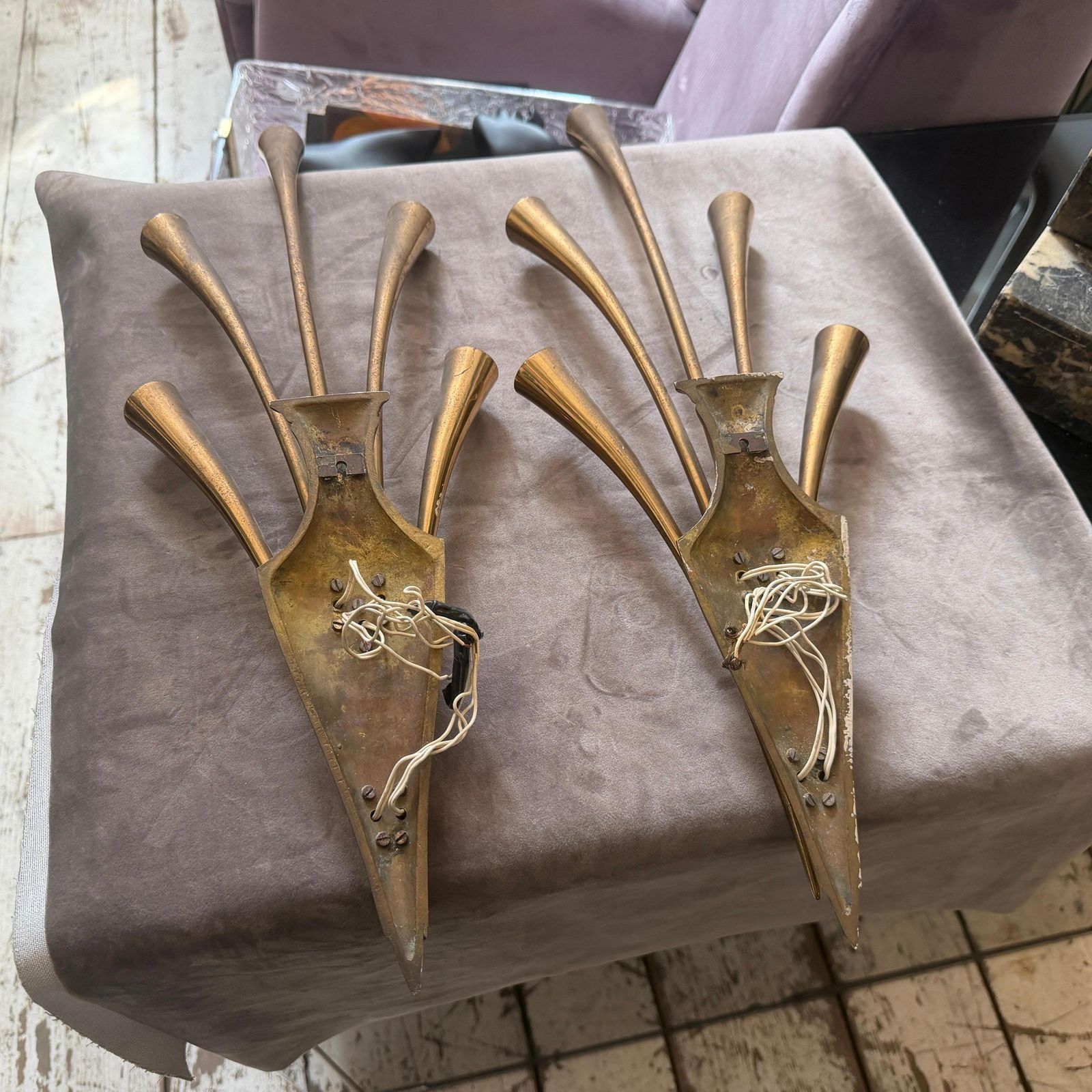 Two 1950 Mid Century Modern Brass Wall Sconces By Oscar Torlasco For Lumi Milano photo vinterior