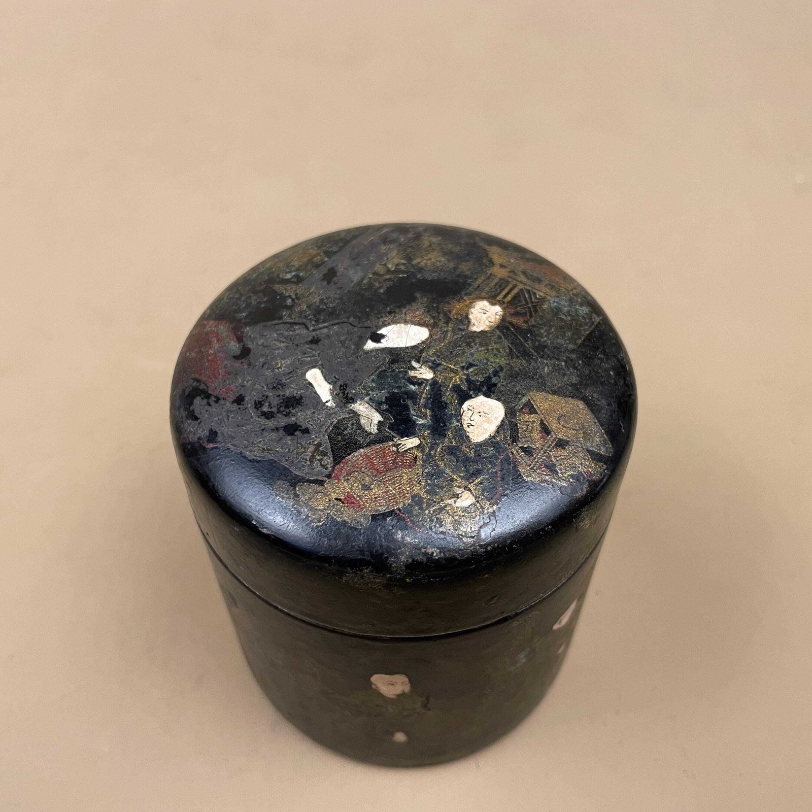 Antique Japanese Wooden Gold Black Lacquer Box Hand Painted Oriental Decorative Storage Asian Art Collectible Round Circle Lidded Lid Japan photo vinterior