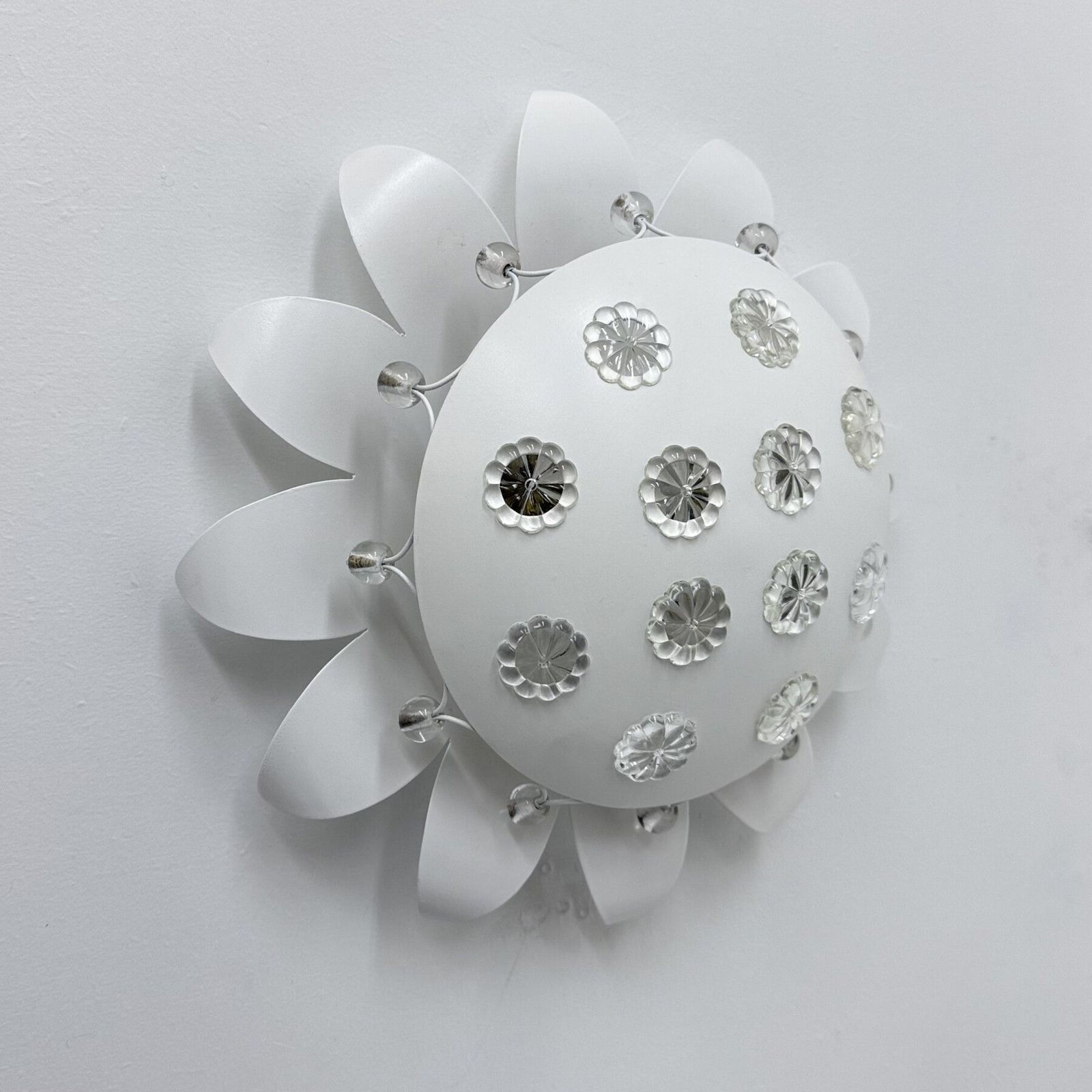 Emil Stejnar Wandlamp Met Bloemkristallen, Ca. Jaren 1950, Wenen photo vintage