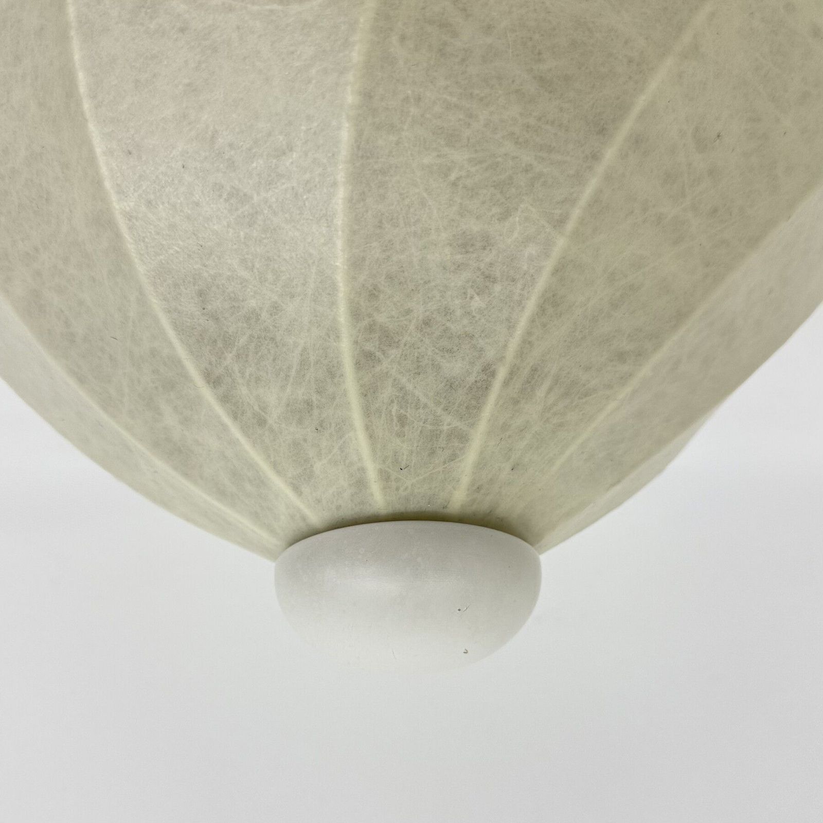photo furniture Mid Century Design Cocoon Plafondlamp, Jaren 1970